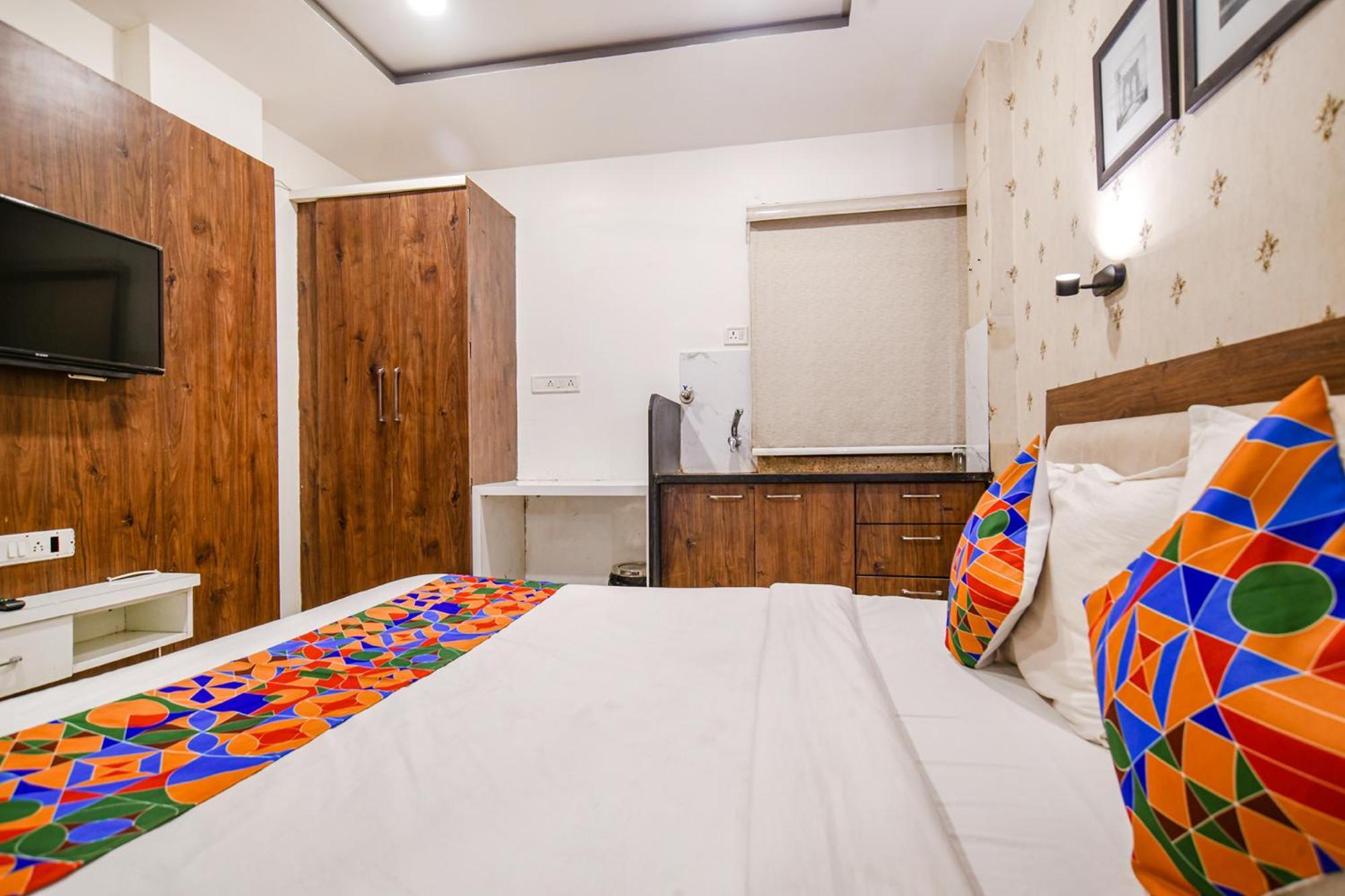 Fabhotel Shree Ram Palace Indore