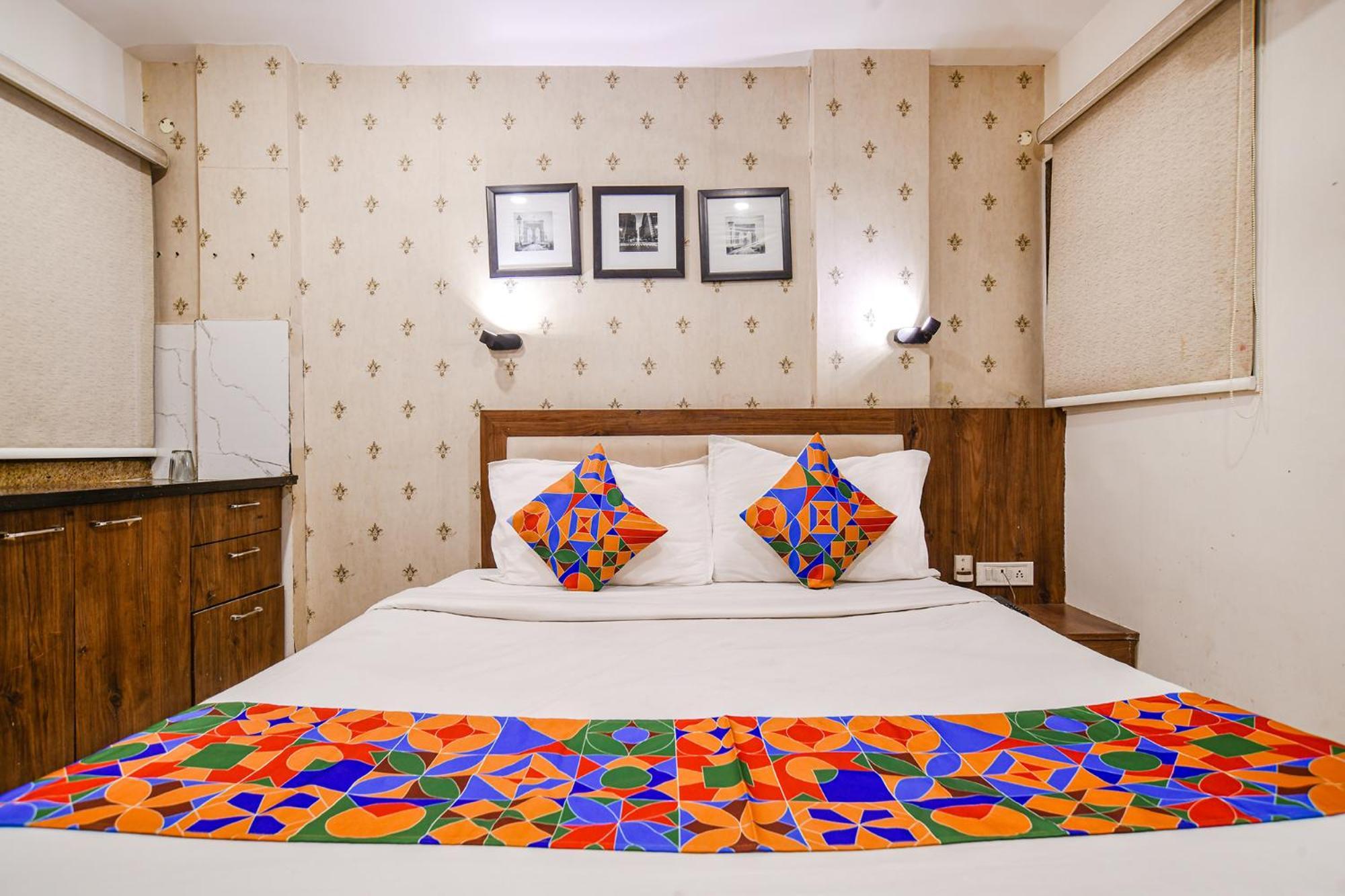 Fabhotel Shree Ram Palace Hotel