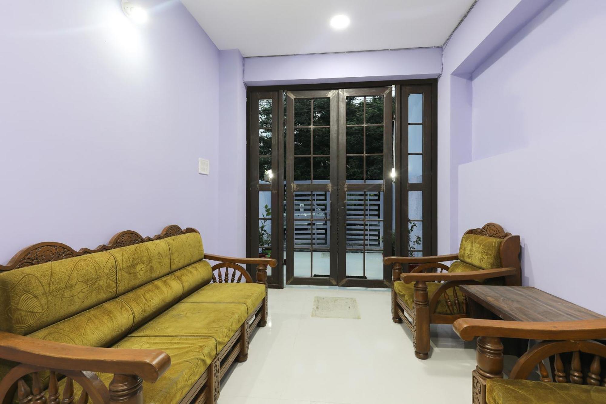 Hotel Super O La Flora Indore