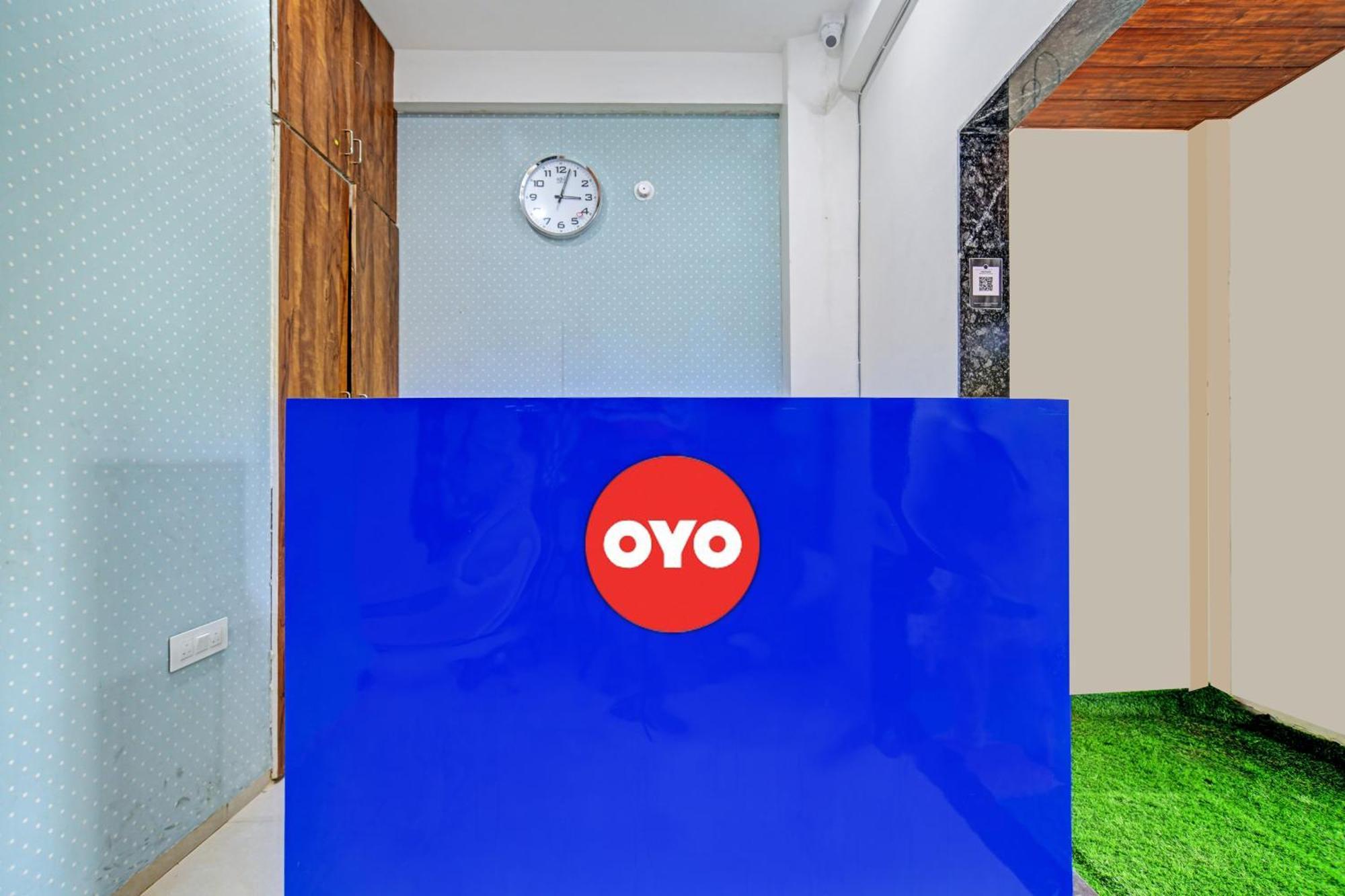 Oyo Flagship Blue Tick 3*