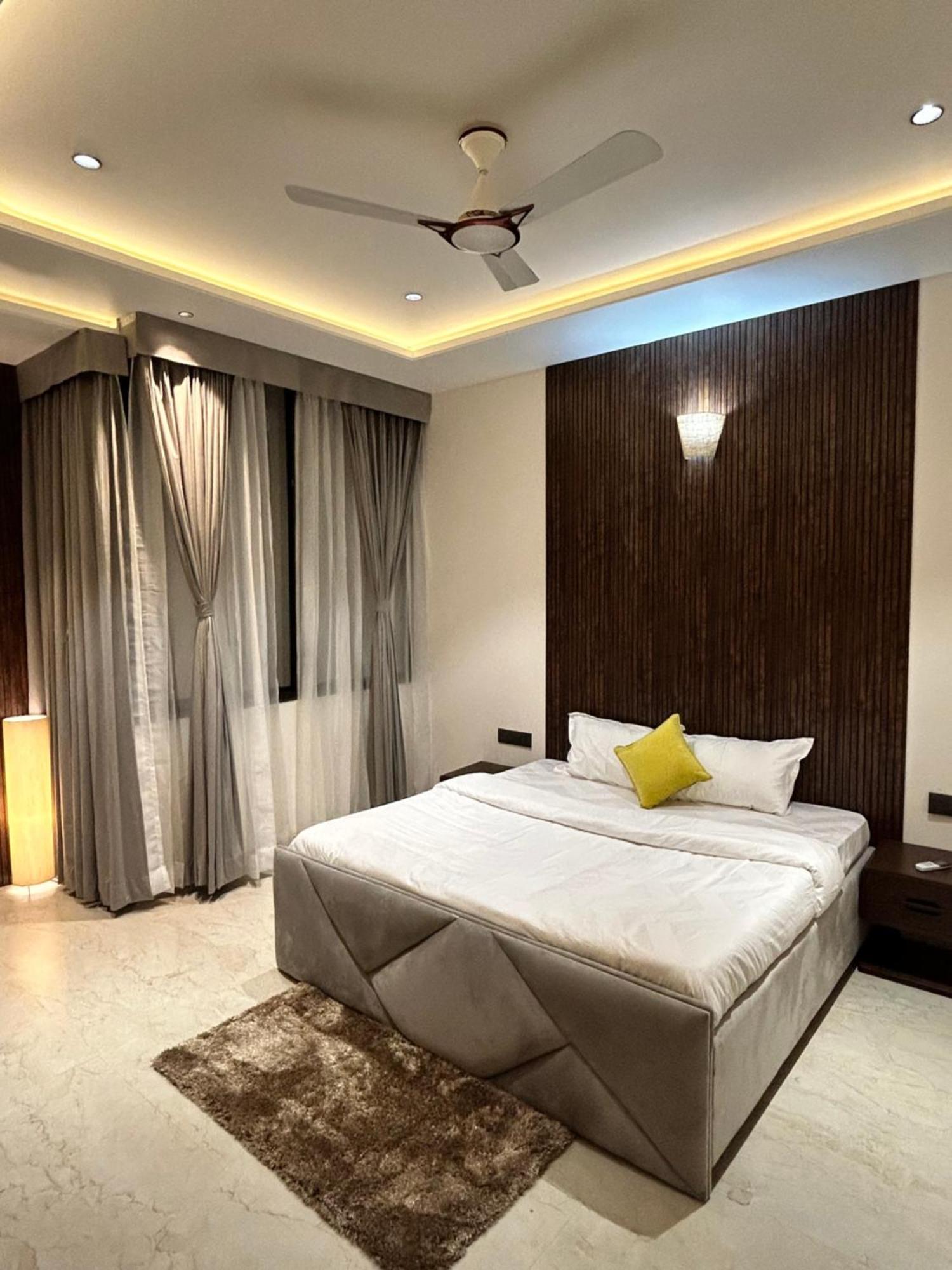 Andaz Premium Luxe - By Hyphn * Indore