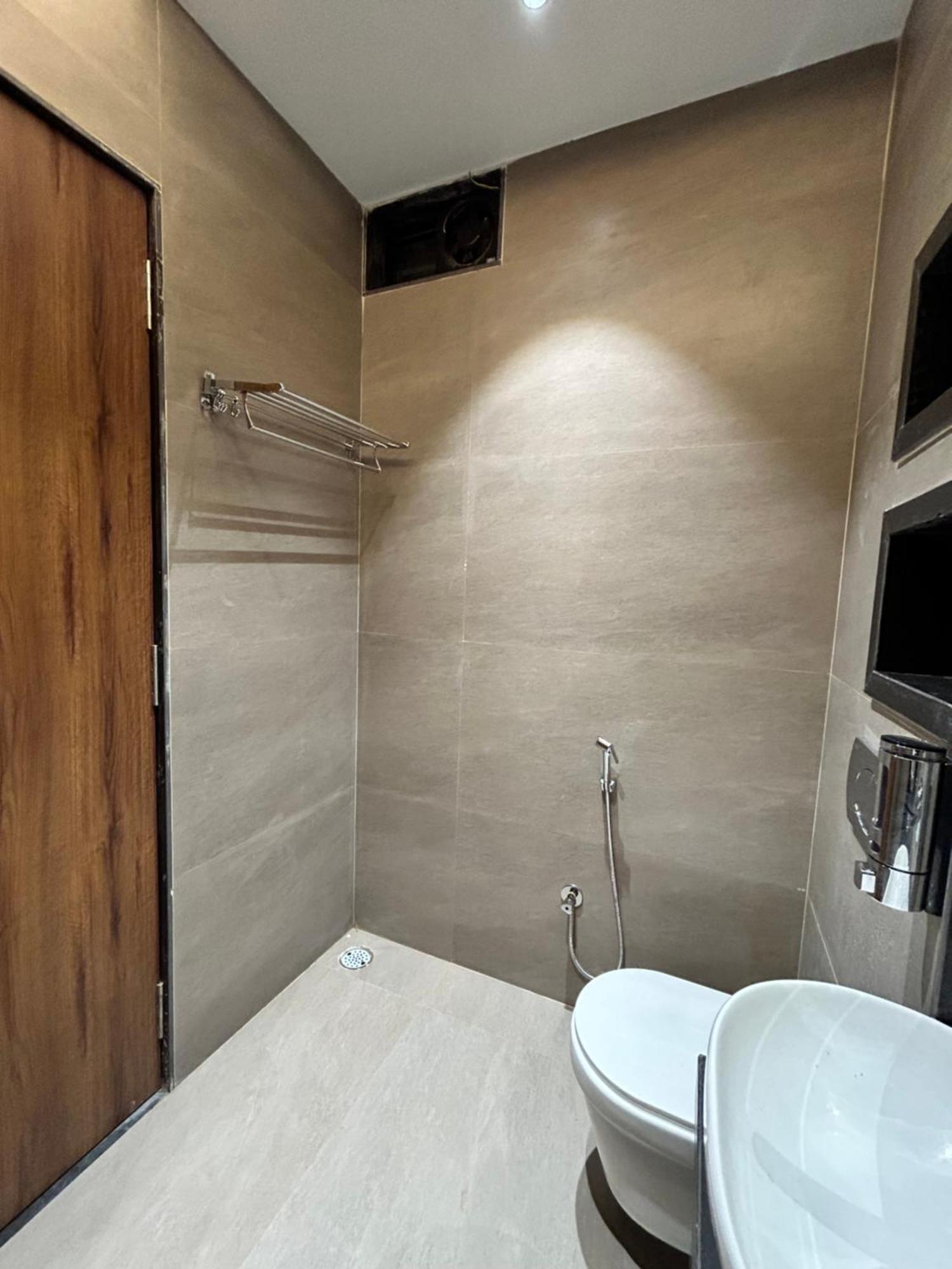 Villa Andaz Premium Luxe - By Hyphn Indore