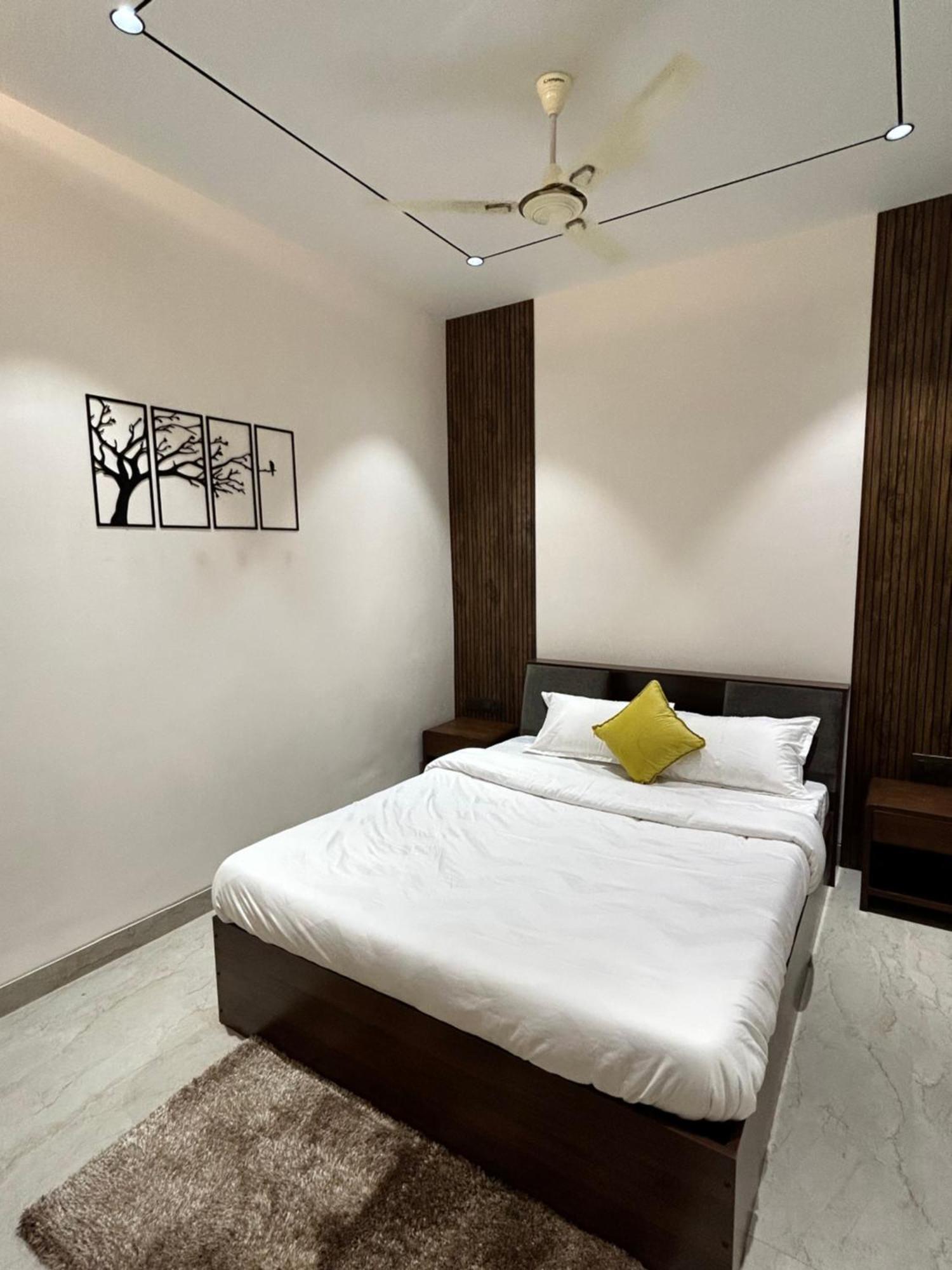 Andaz Premium Luxe - By Hyphn *