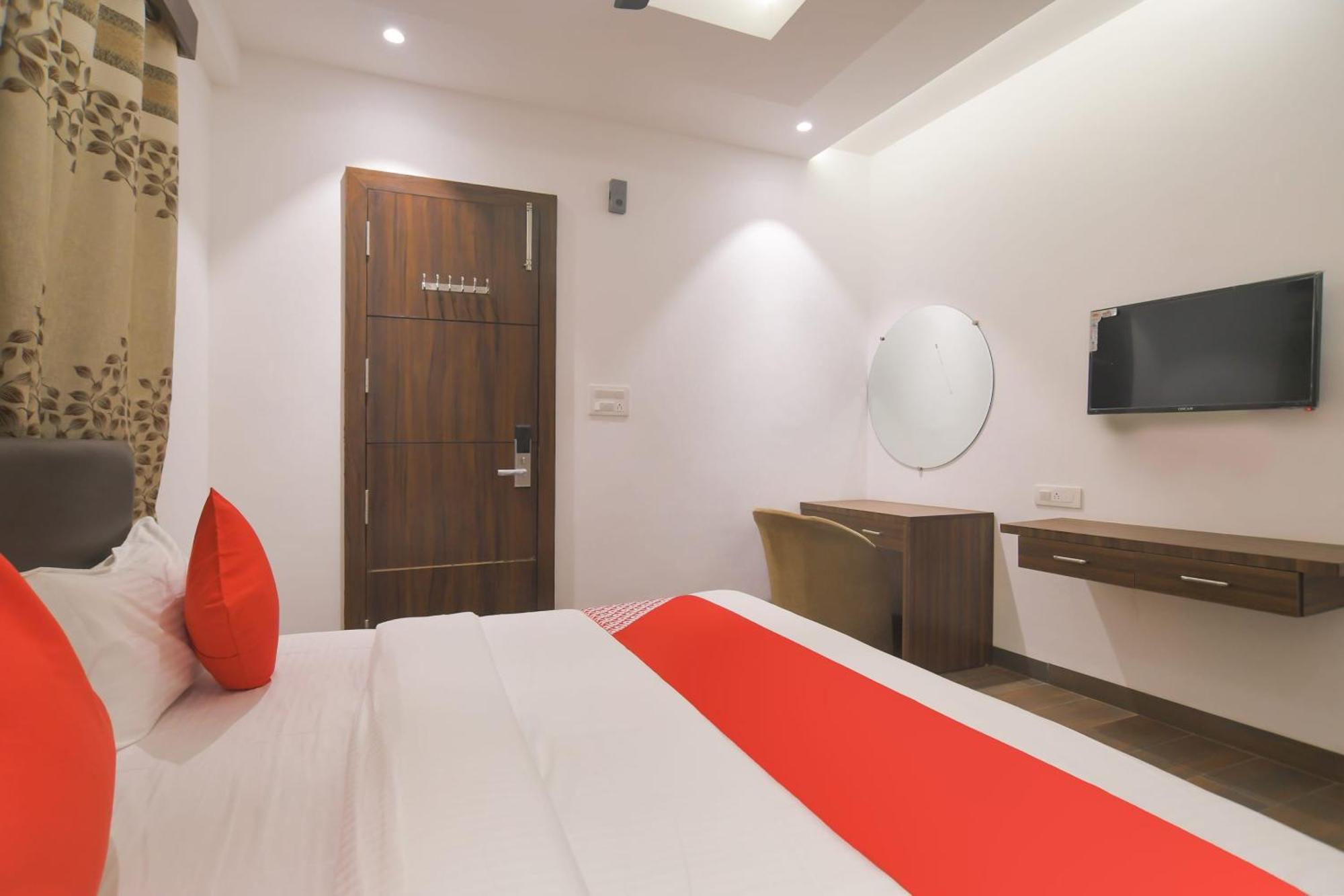 Hotel O Rudraksh 4*