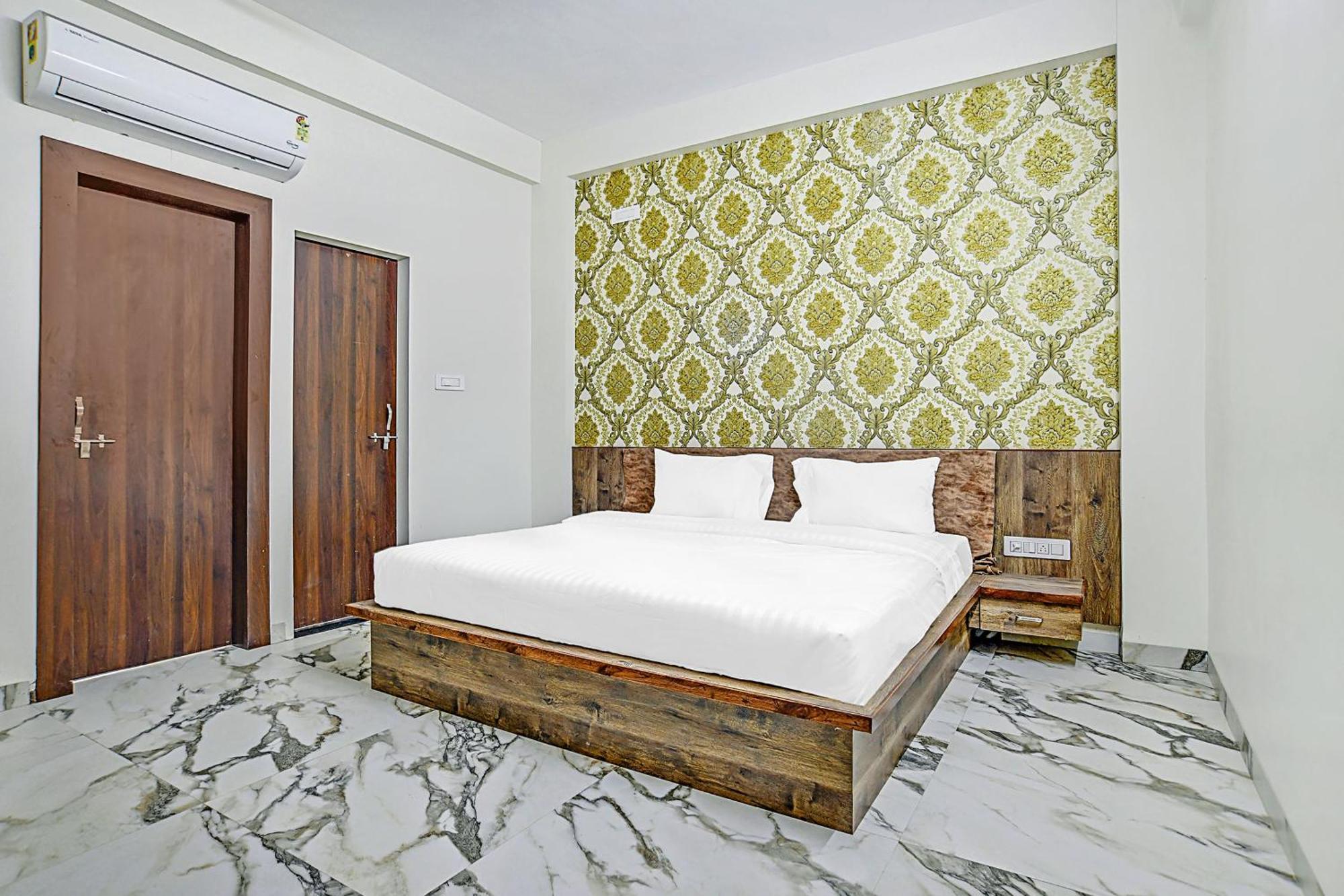 Collection O Verena Hotel