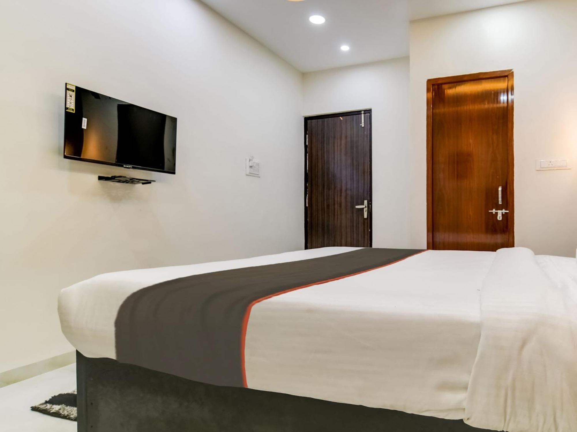 Super Collection O Iconic 4* Indore