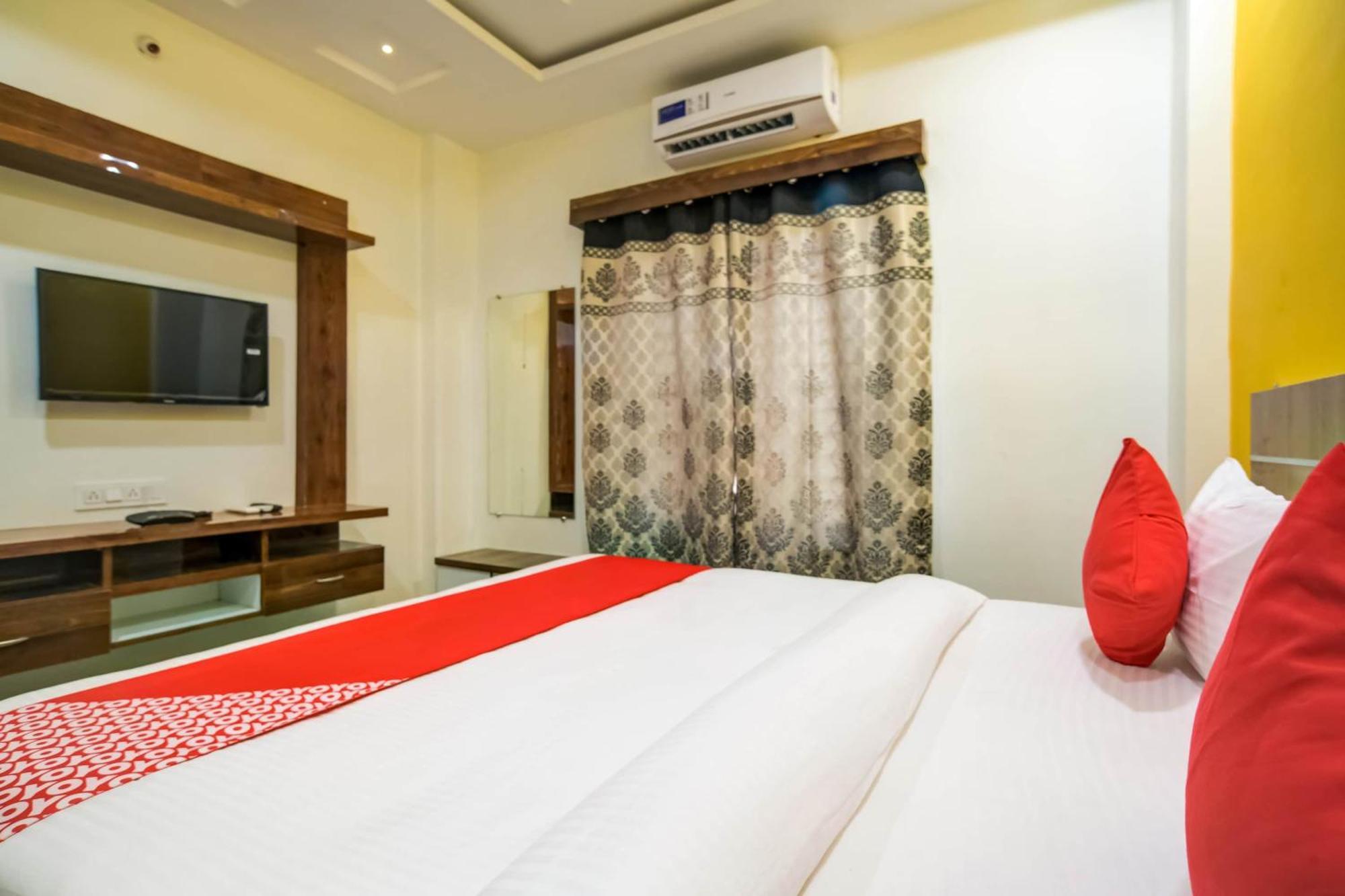 Hotel O The Rudransh 4*