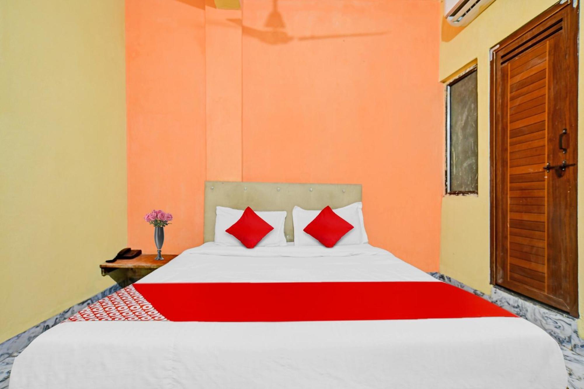 O Honey Palace In 4* Indore