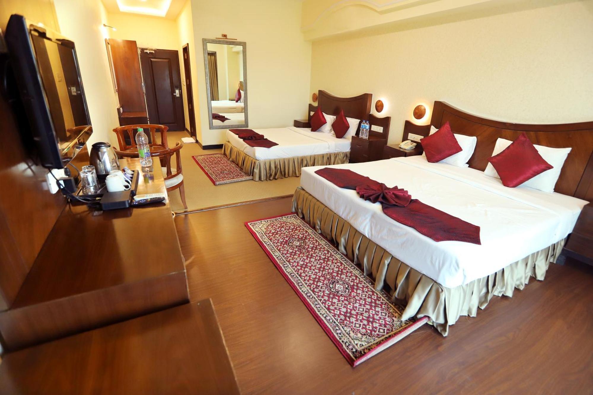 Jalsa & Banquets,indore 3* Indore