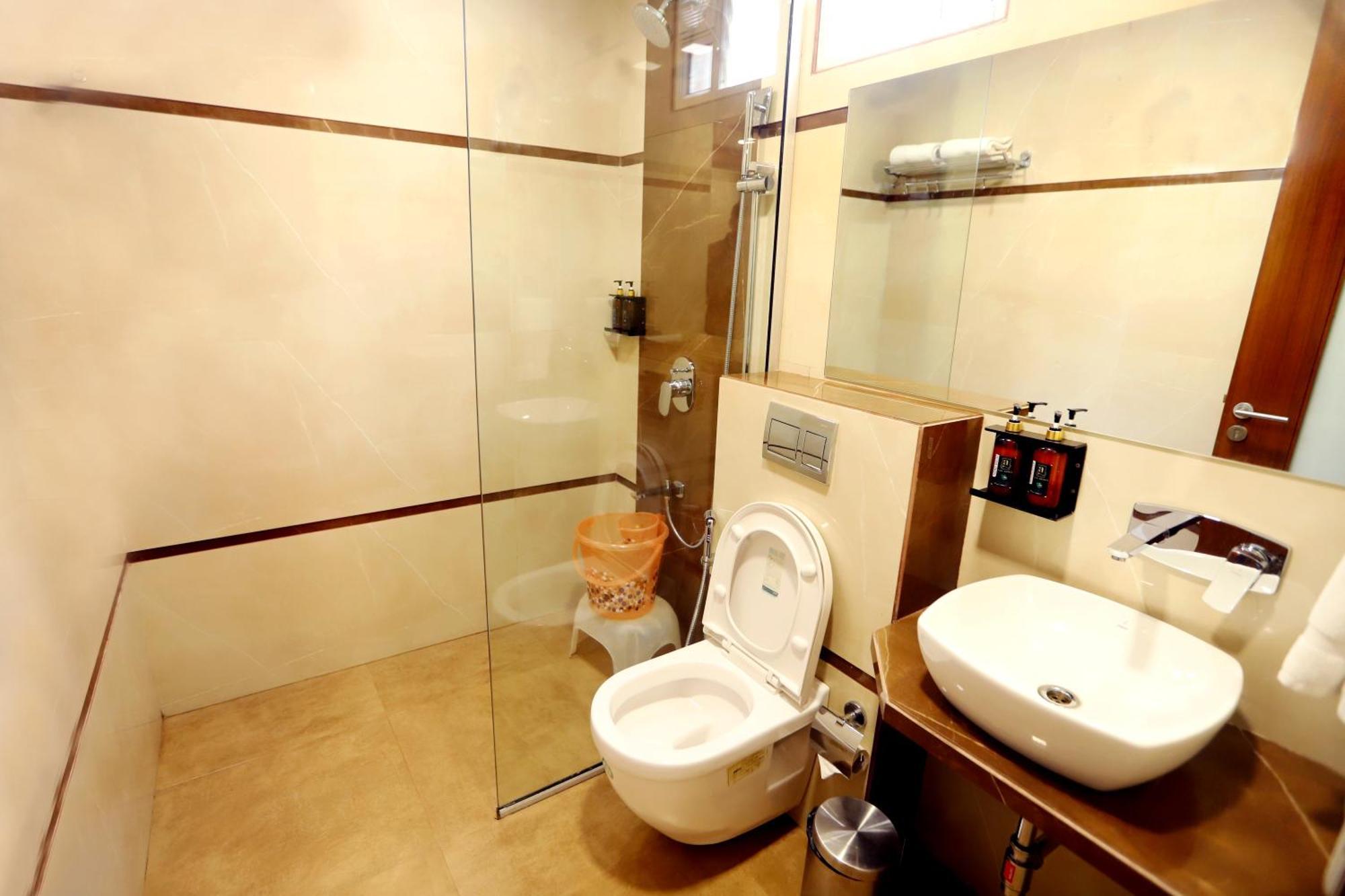 Jalsa & Banquets,indore Hotel 3*