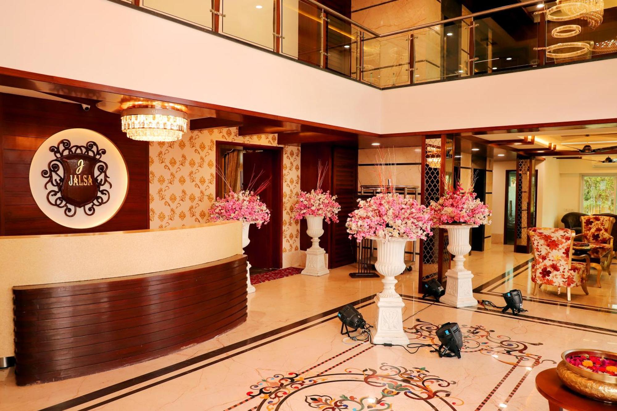 Jalsa & Banquets,indore 3* Indore