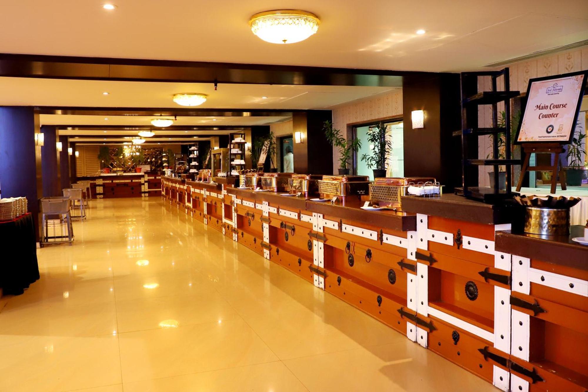 Hotel Jalsa & Banquets,indore Indore