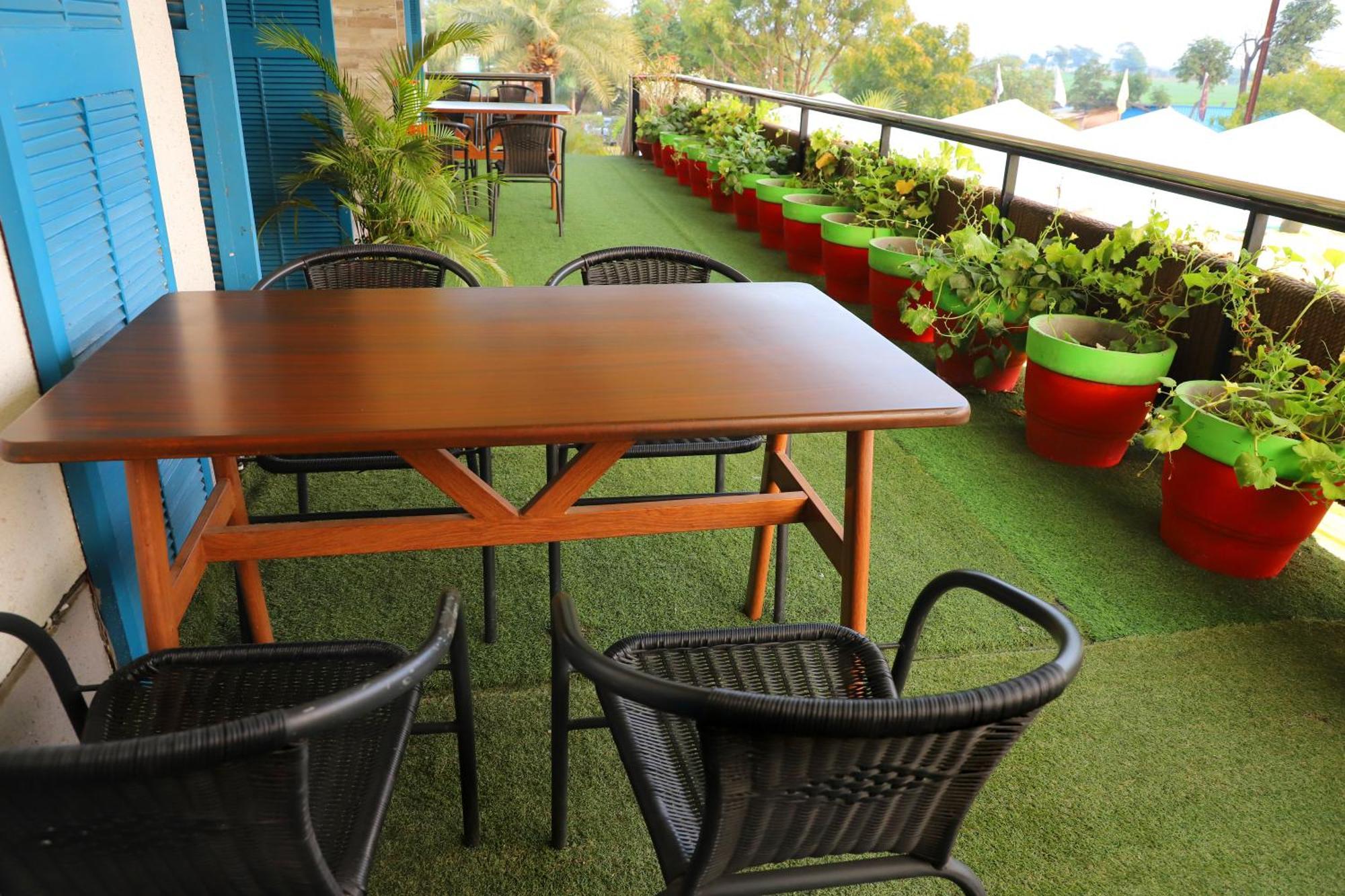 Hotel Jalsa & Banquets,indore Indore