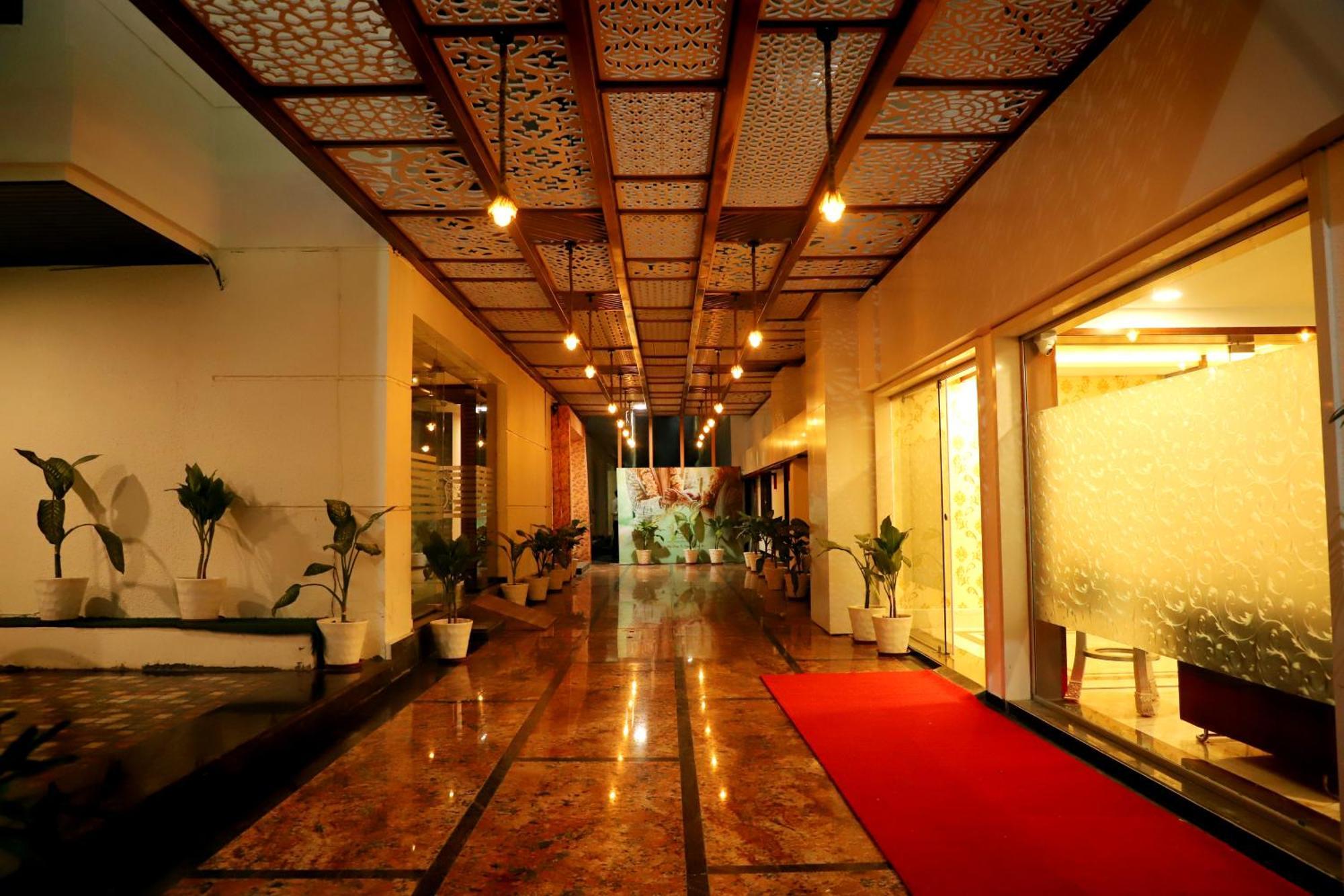 Jalsa & Banquets,indore Hotel