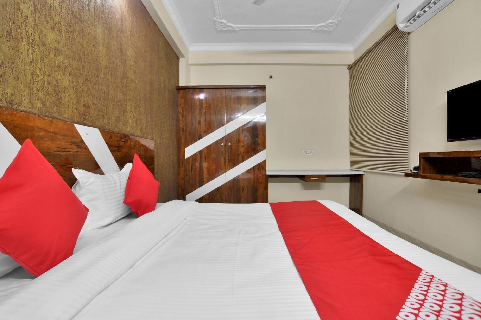 O Zodiac Hotel Indore