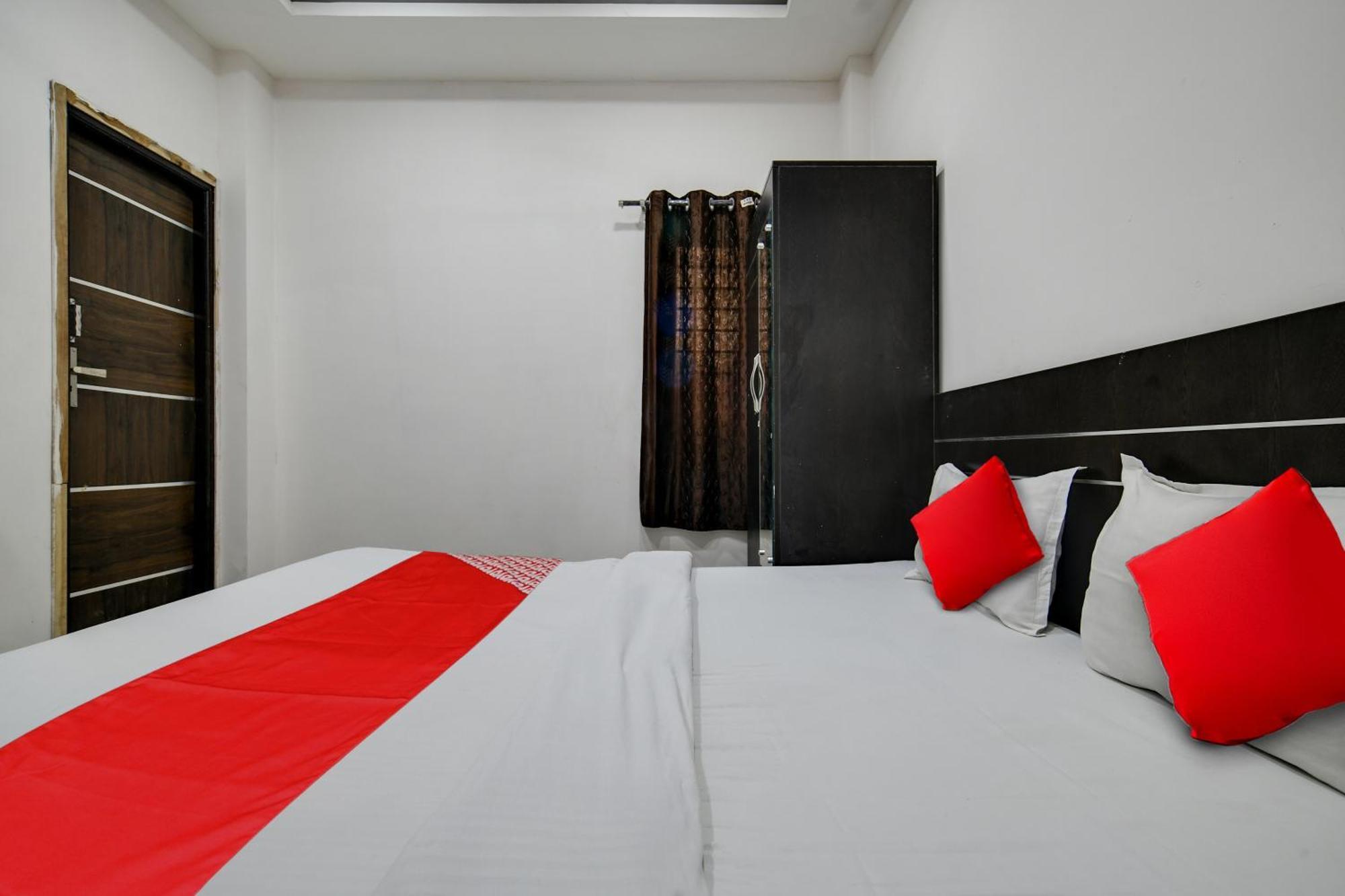 Oyo Flagship Zoyo Hotel
