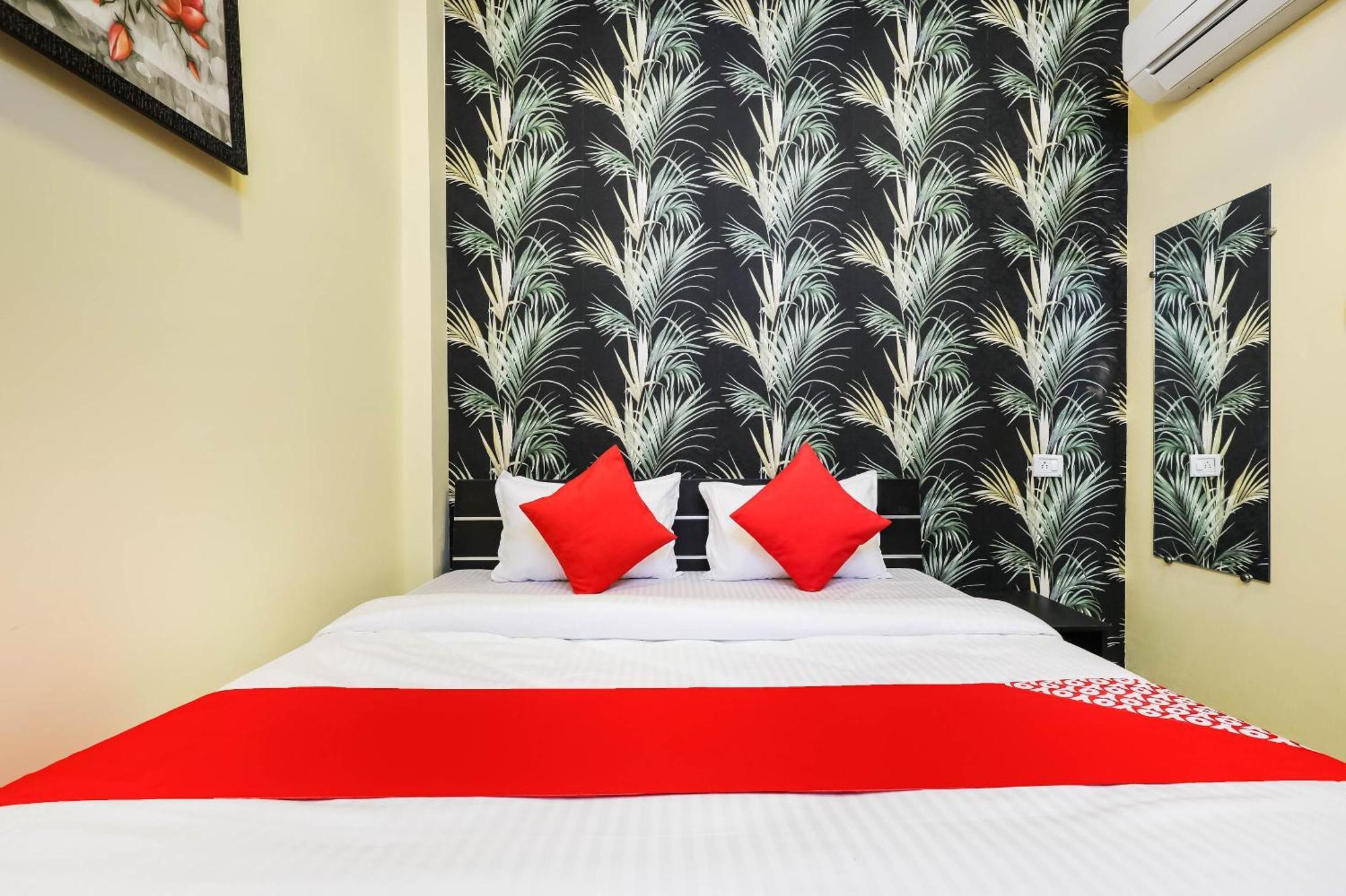 O The Dreams Hotel Indore