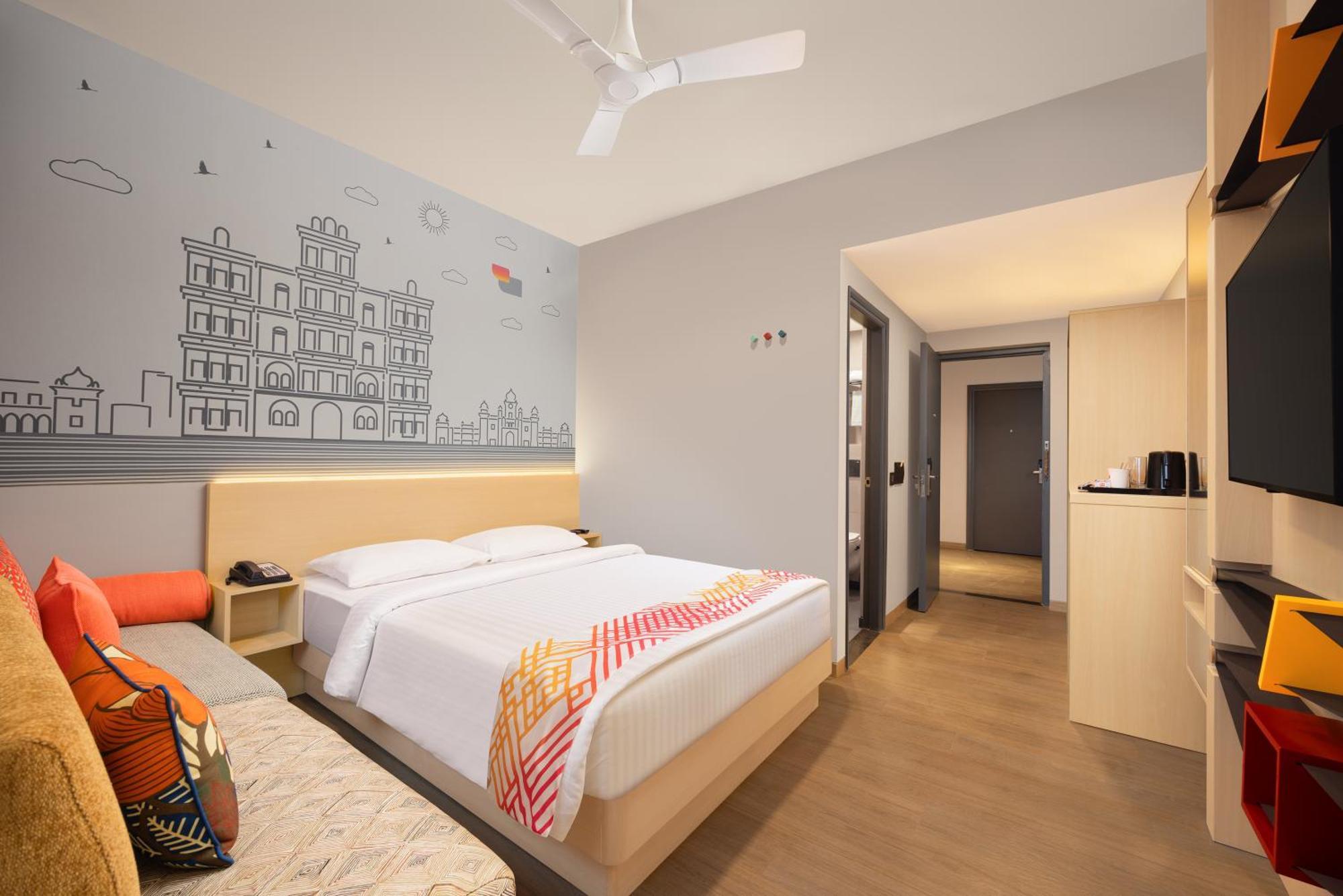 Indore 4*