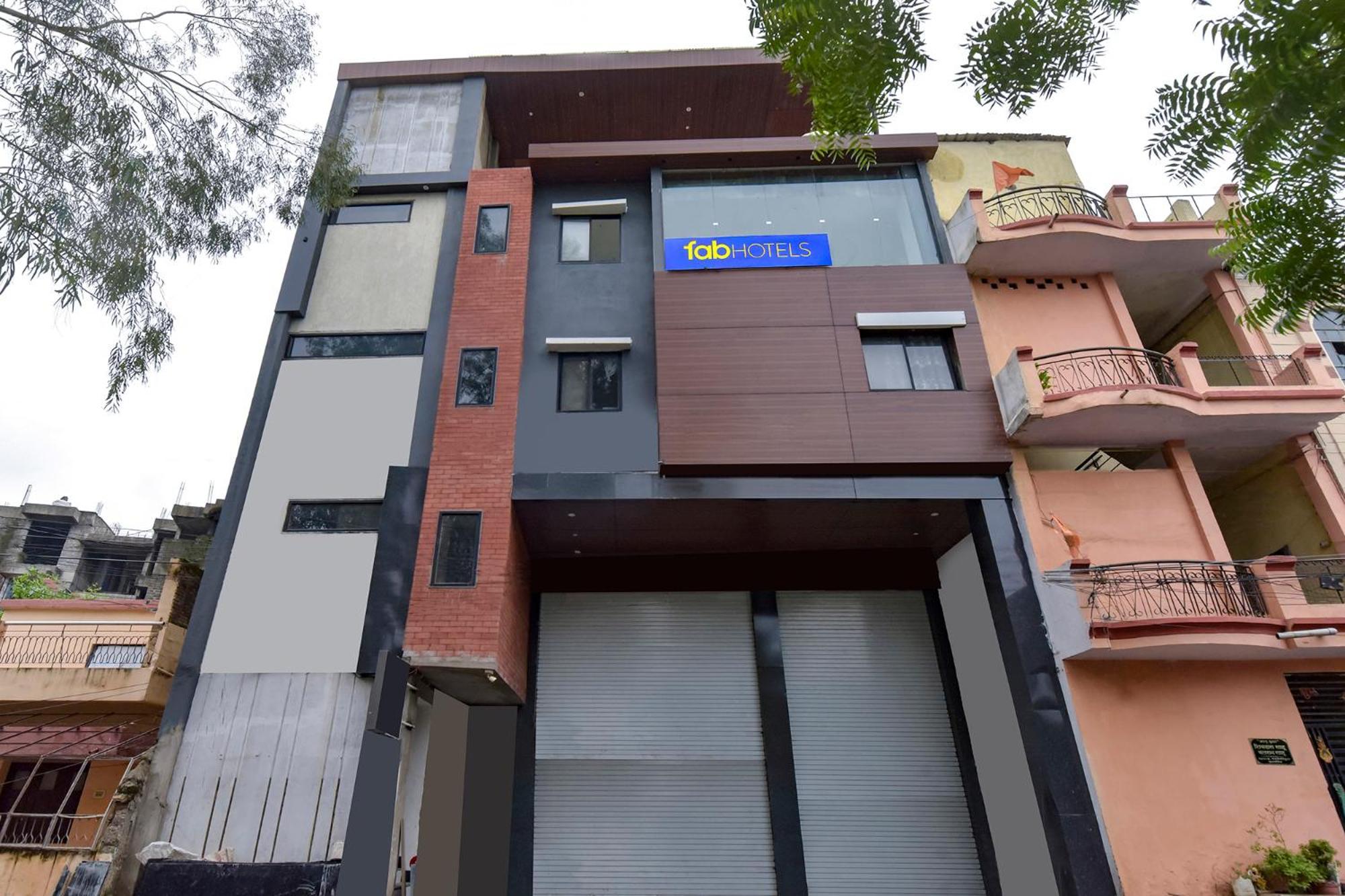 Fabhotel Grand Vista Hotel