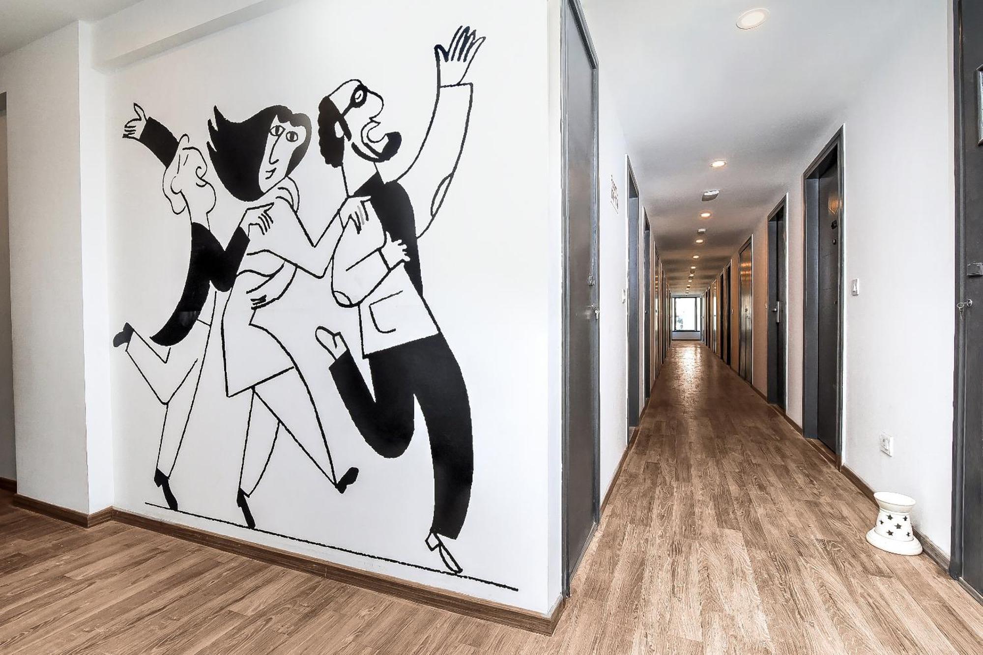 Super Townhouse Divya Palace Hotel 4*