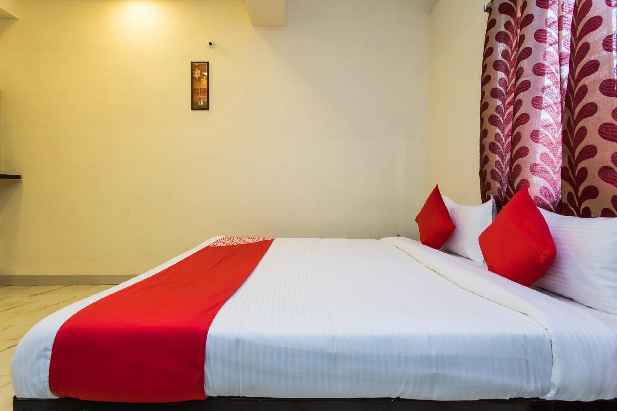 Hotel Oyo Sunrise 4*