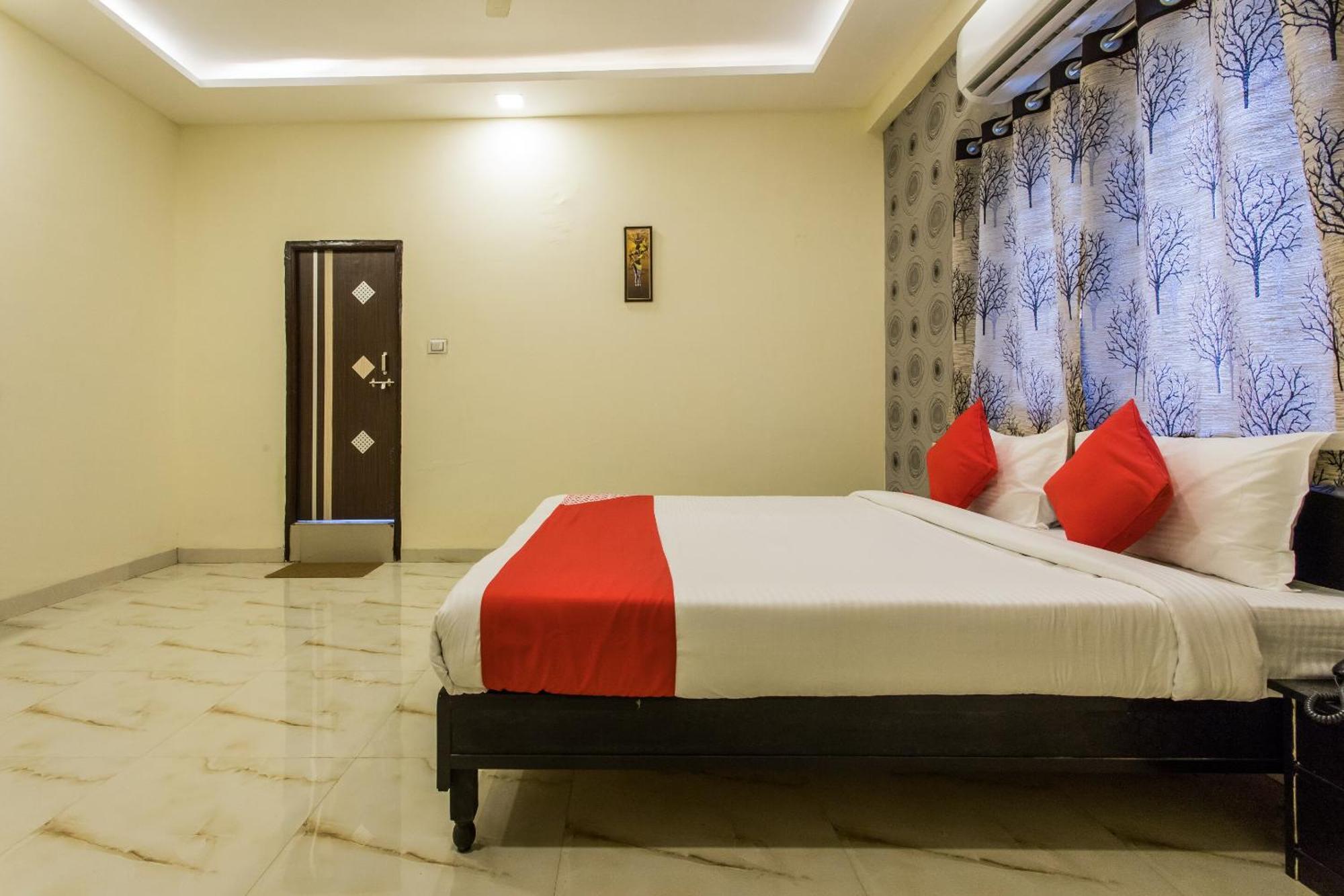 Oyo Sunrise Hotel Indore