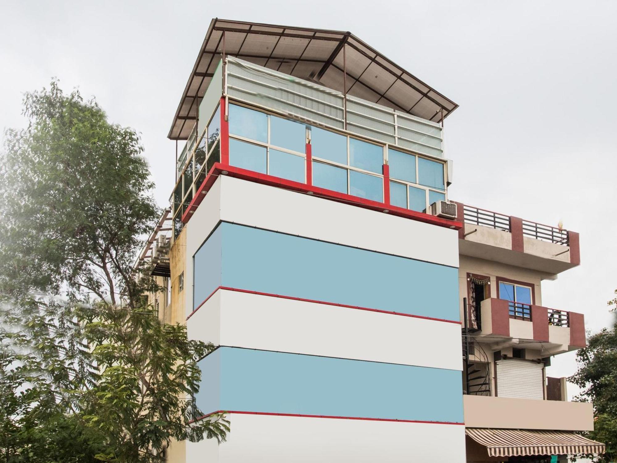 Hotel Super Collection O Prithviraj Indore