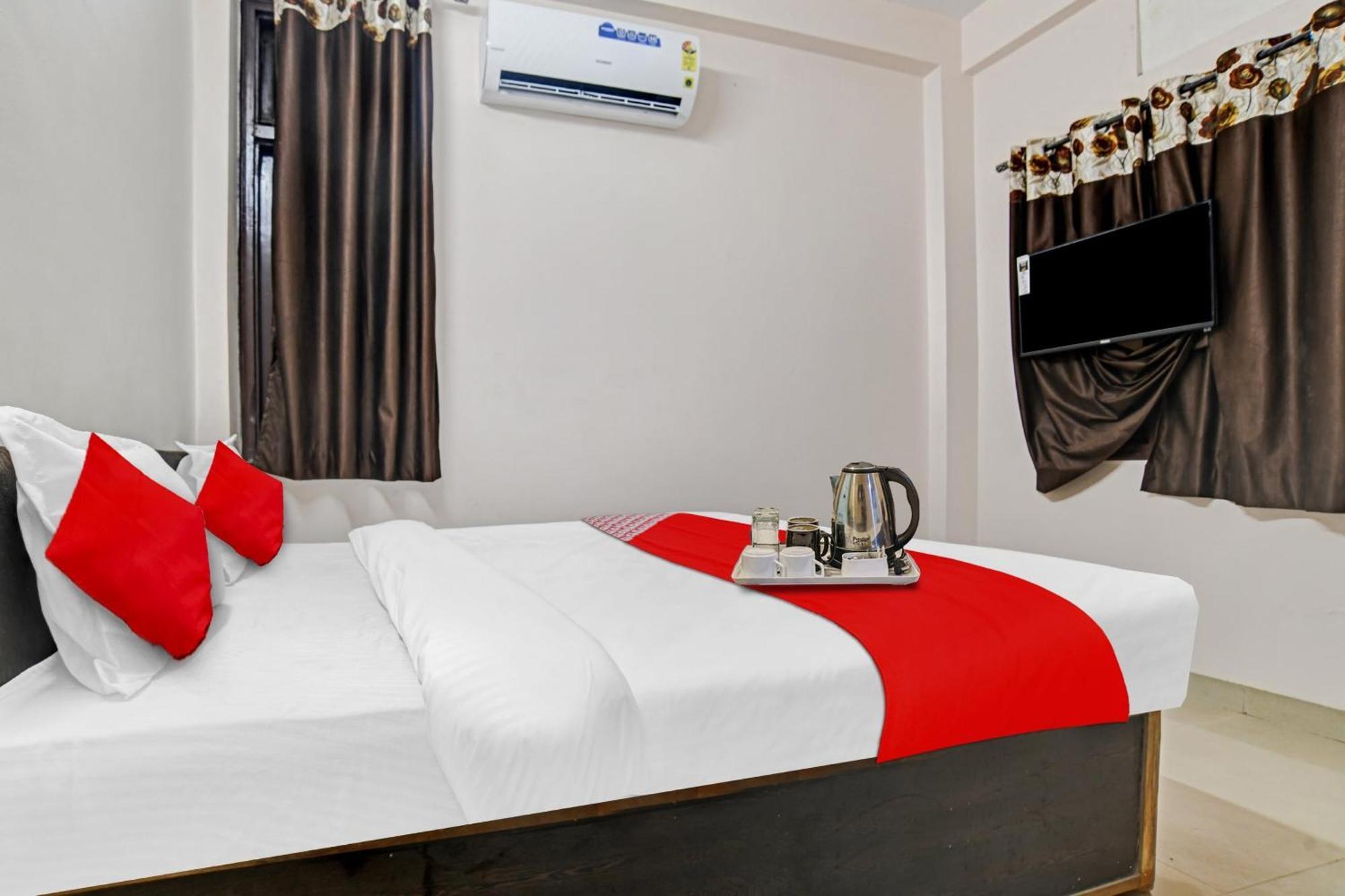 Hotel Spot On 49263 Silver Peace Indore