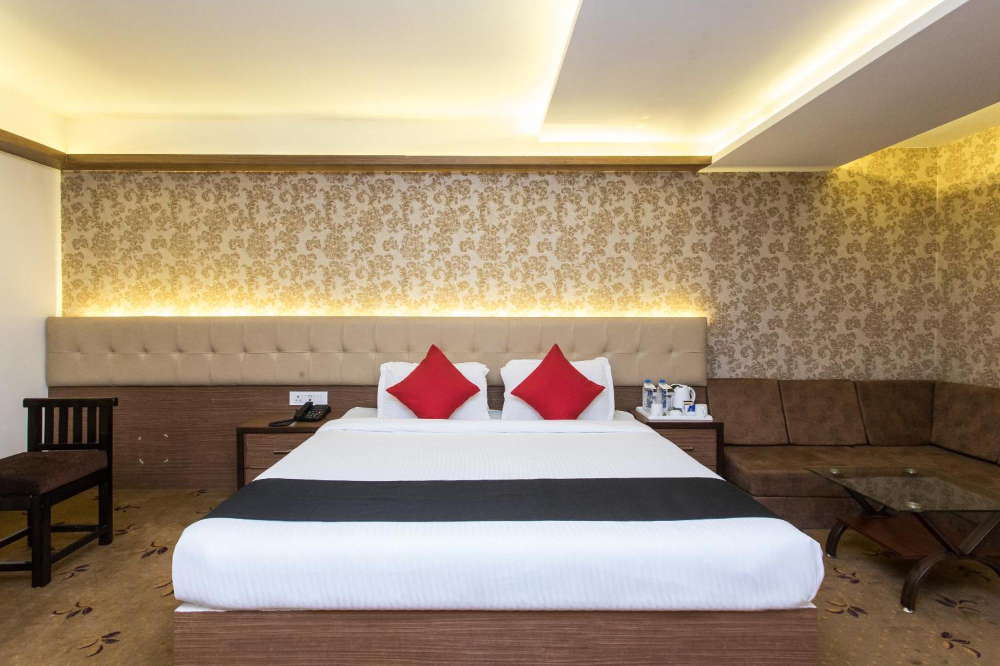 Solaris Resort