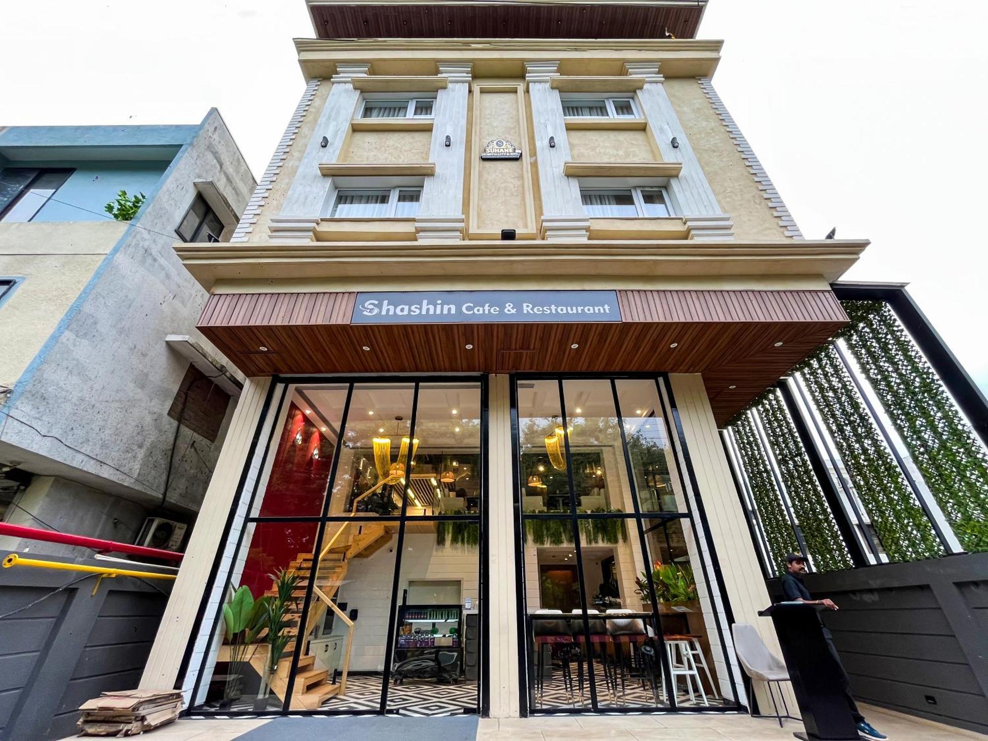Hotel Rasa Royale - A Boutique 3*