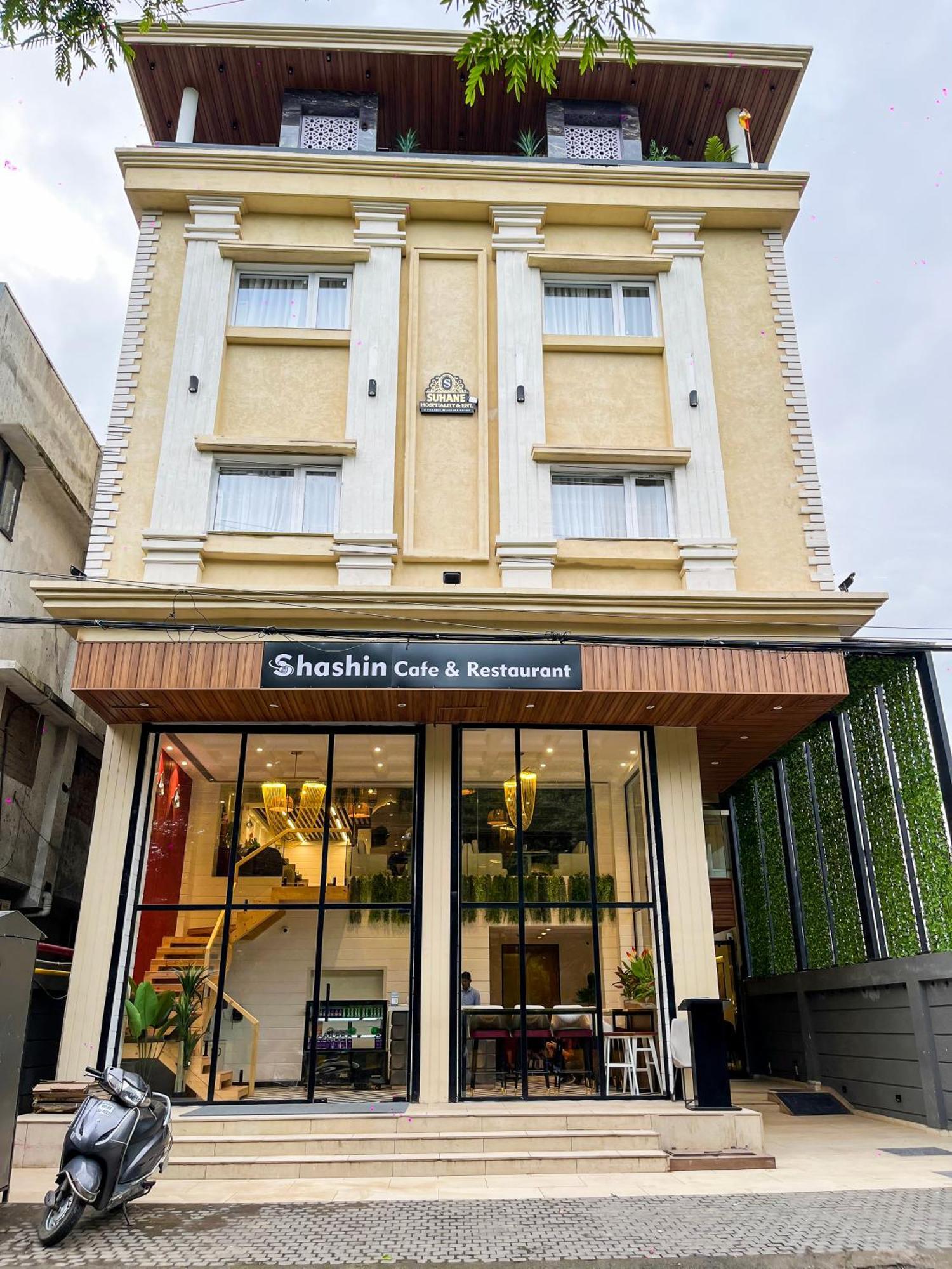 Hotel Rasa Royale - A Boutique 3*