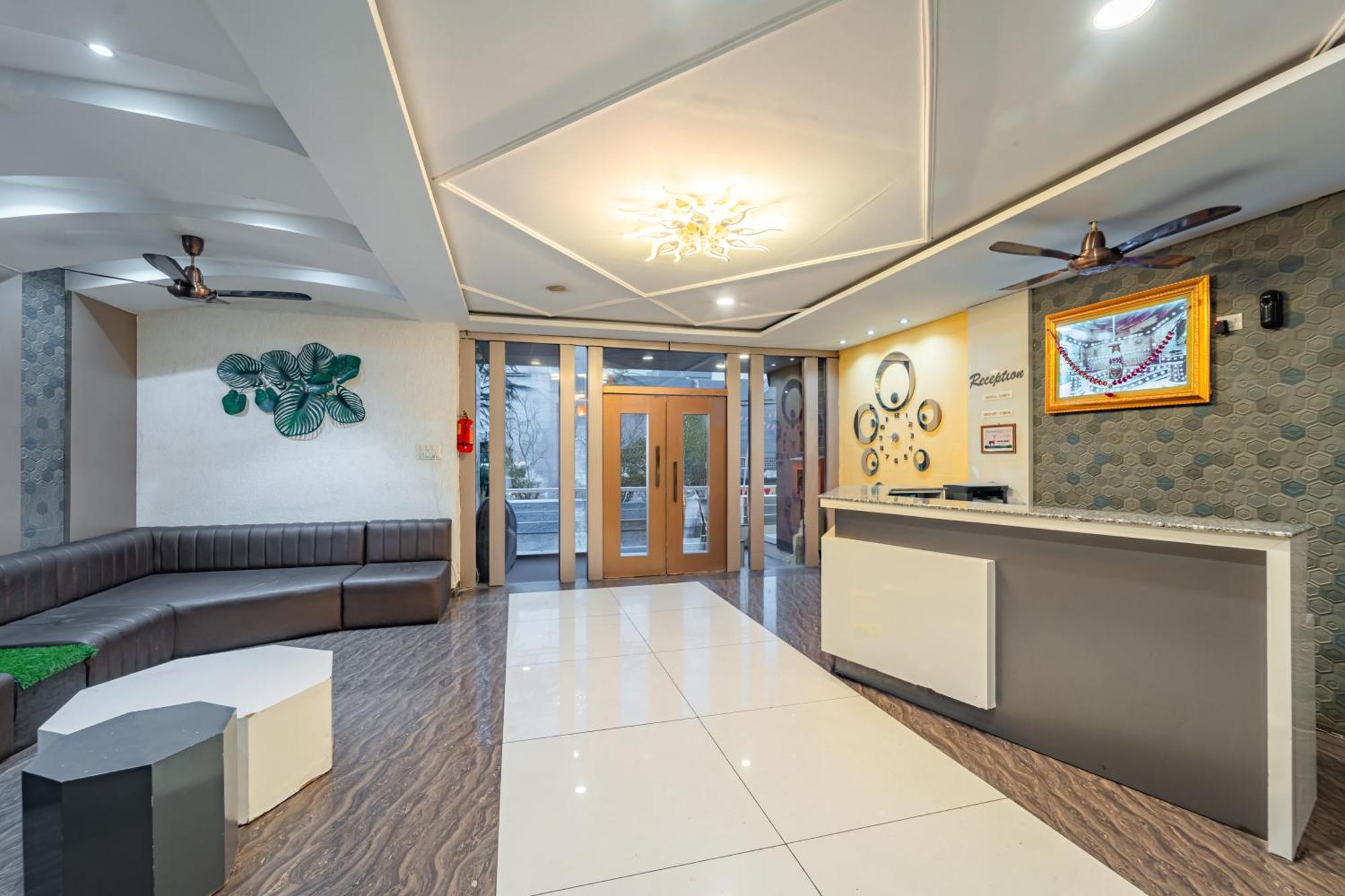 Hotel Treebo Musk Indore