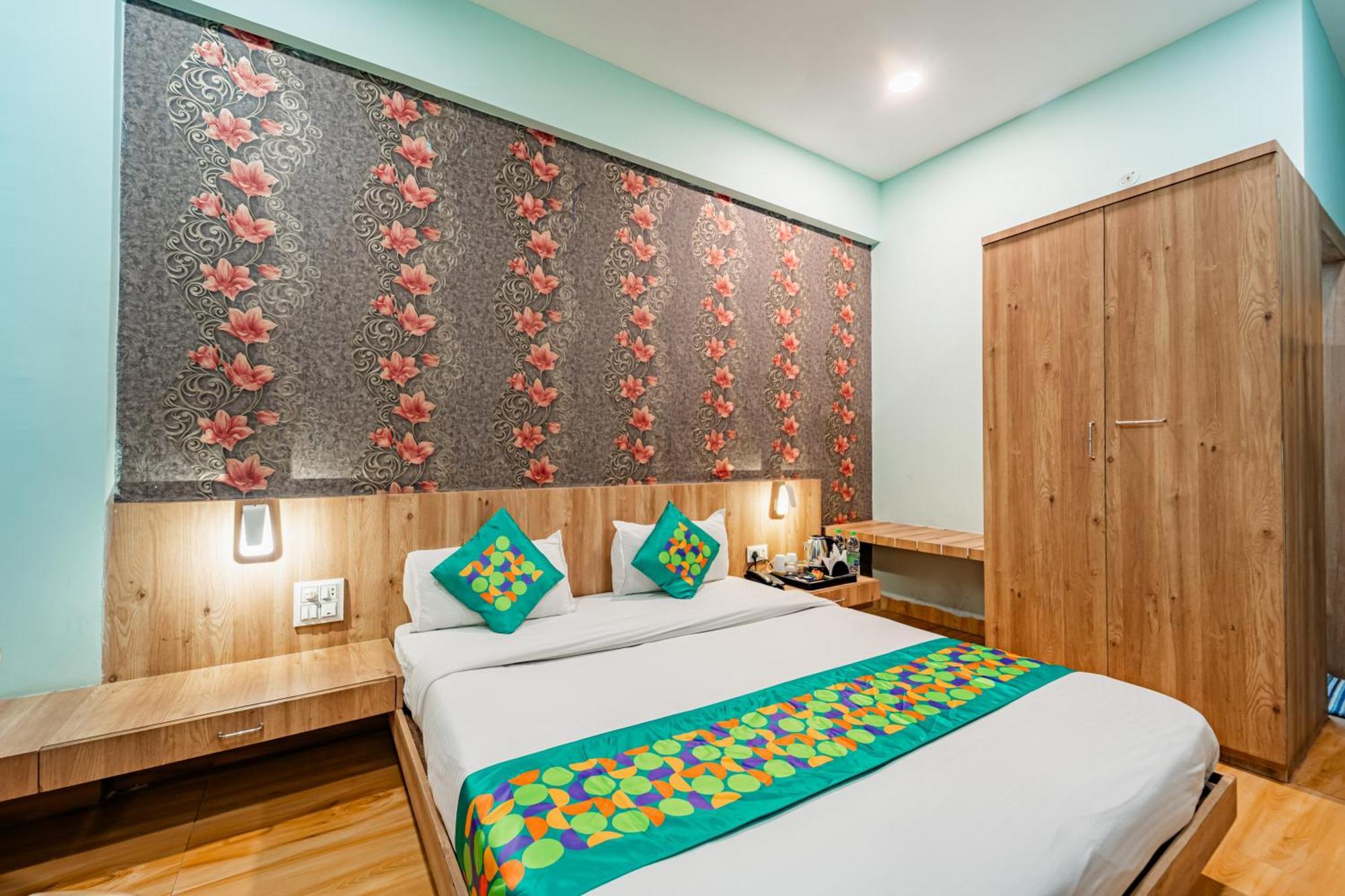 Treebo Musk Hotel 3*