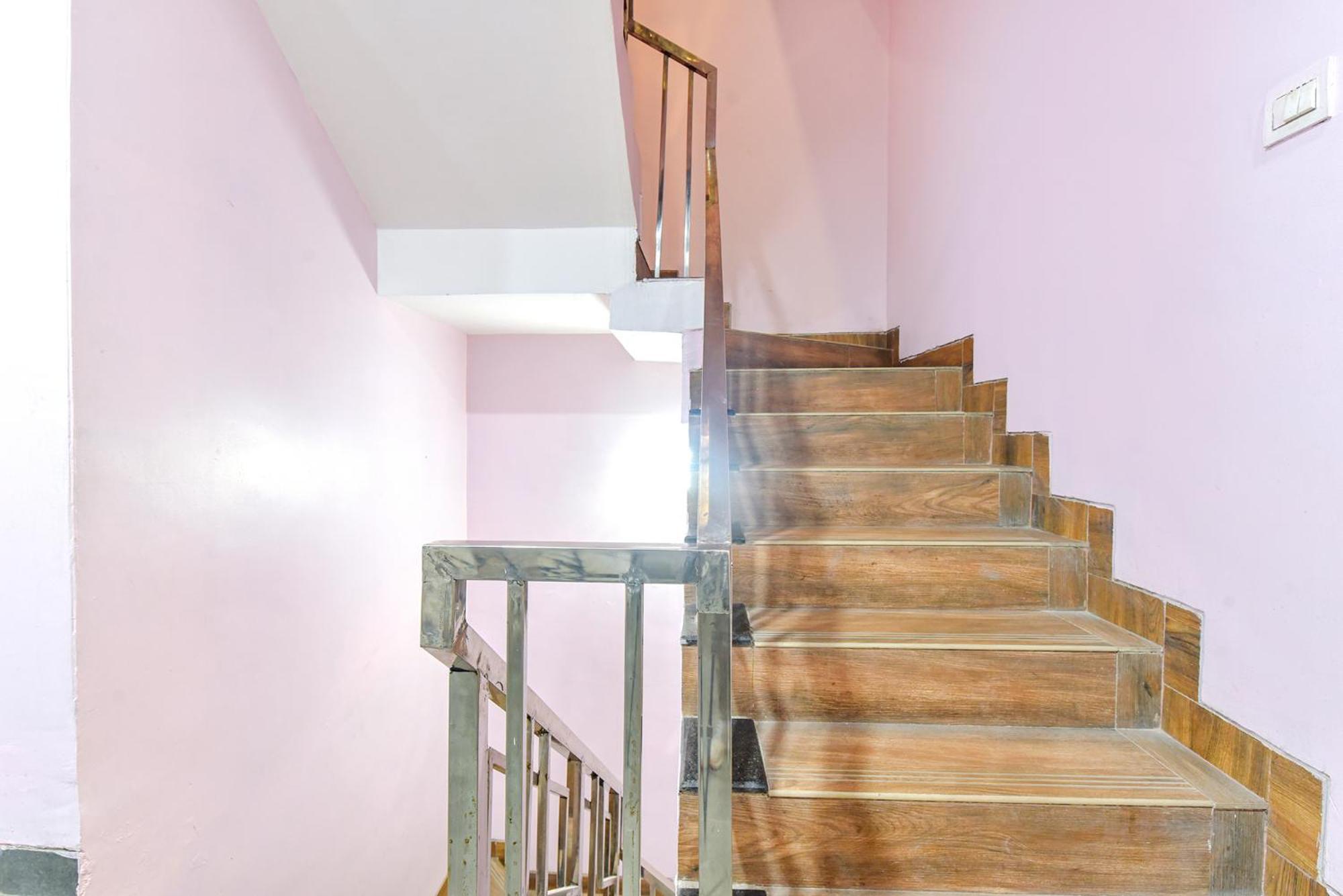 Hotel Fabhotel Shiv Chhaya 3*