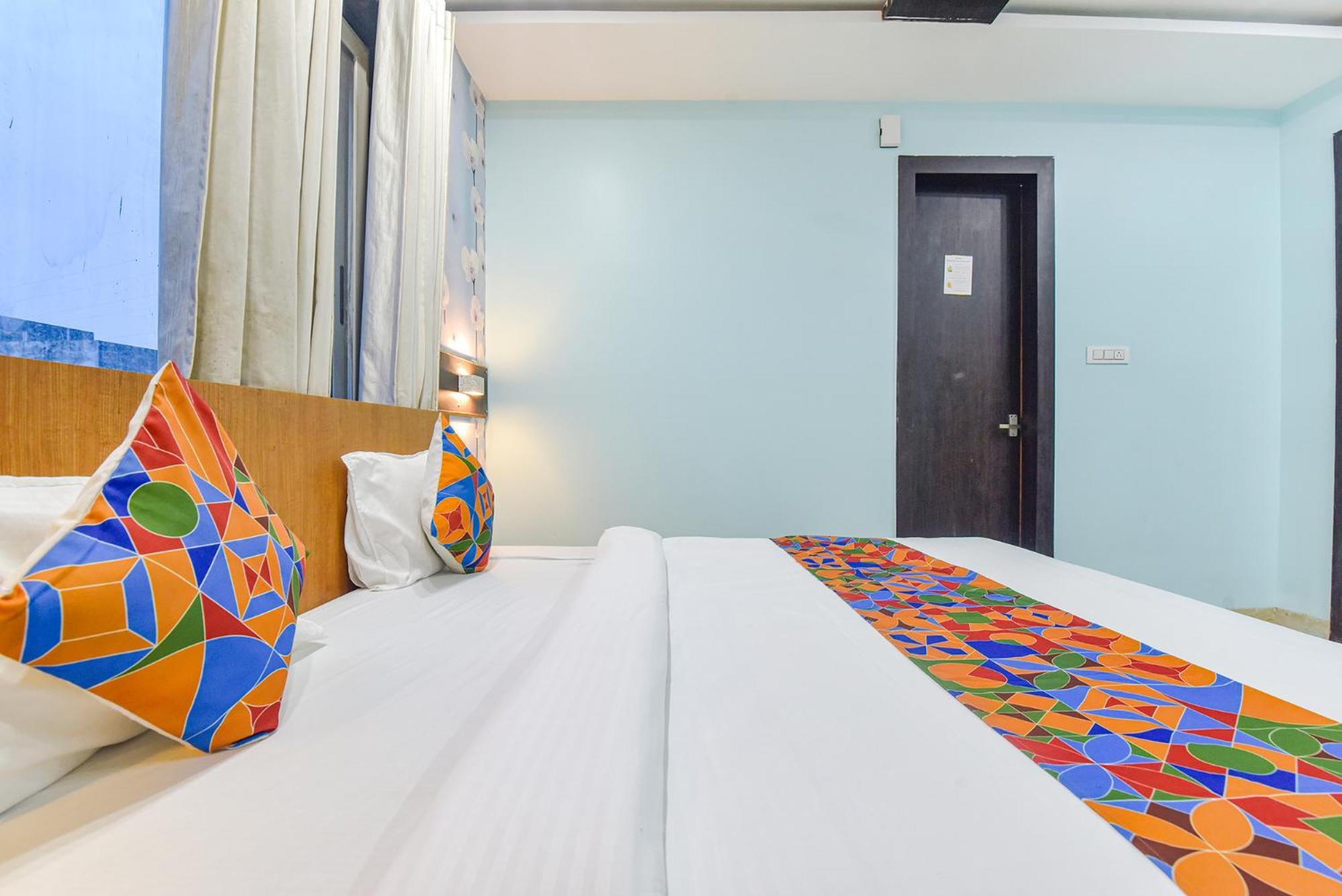 Hotel Fabhotel Shiv Chhaya