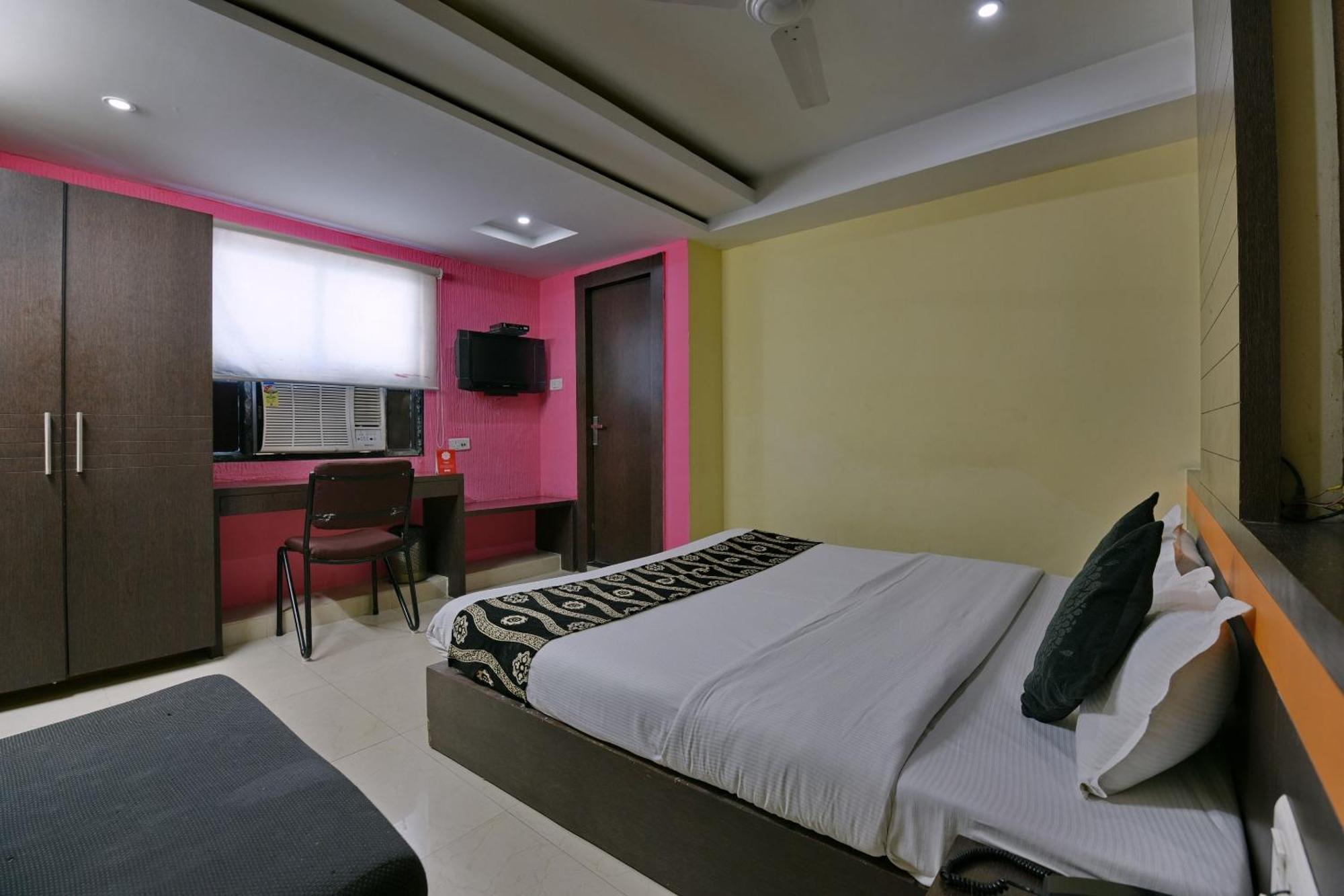 Hotel Collection O Diamond And Residences