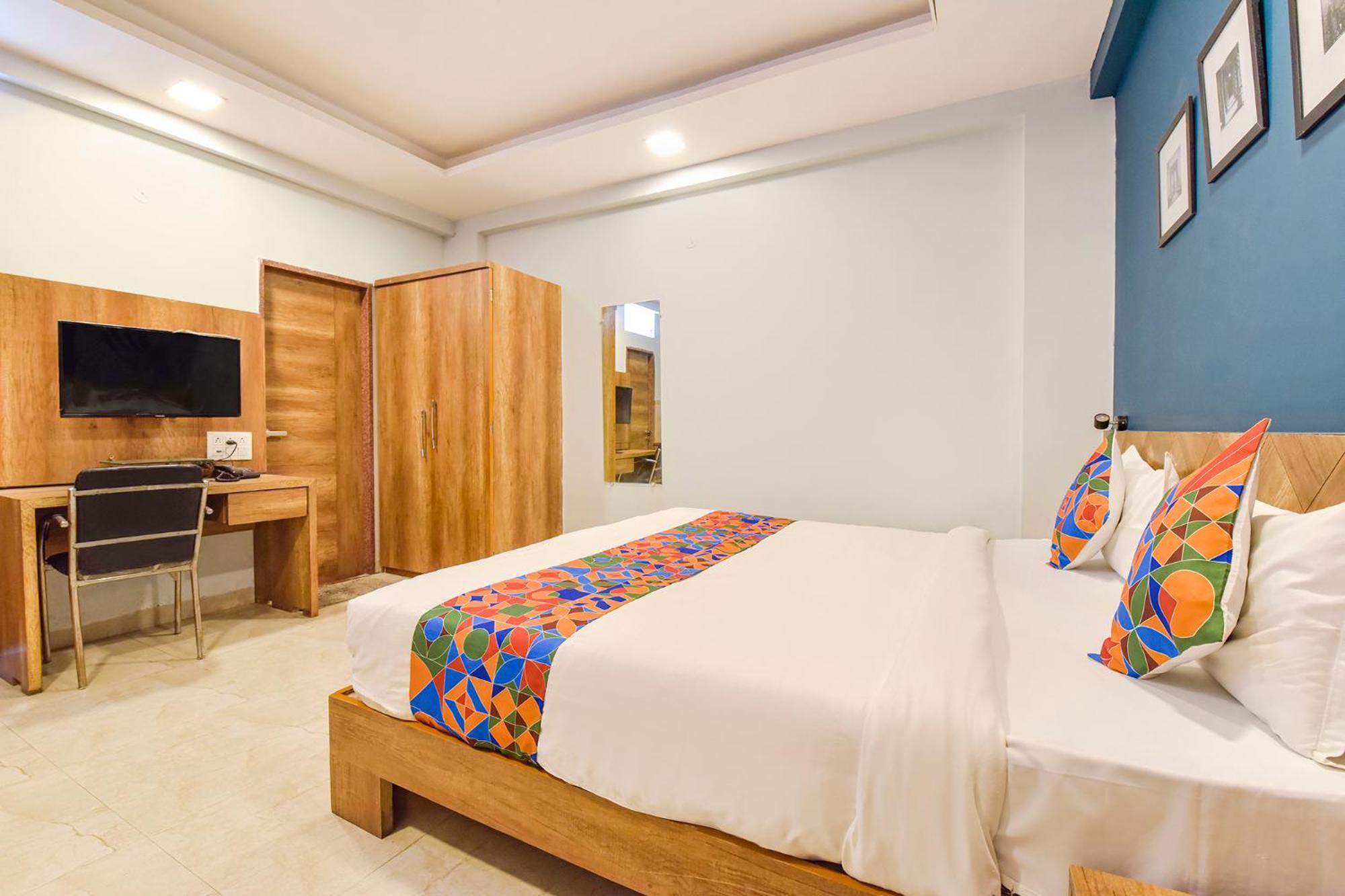 Hotel Fabhotel Rush Imperial