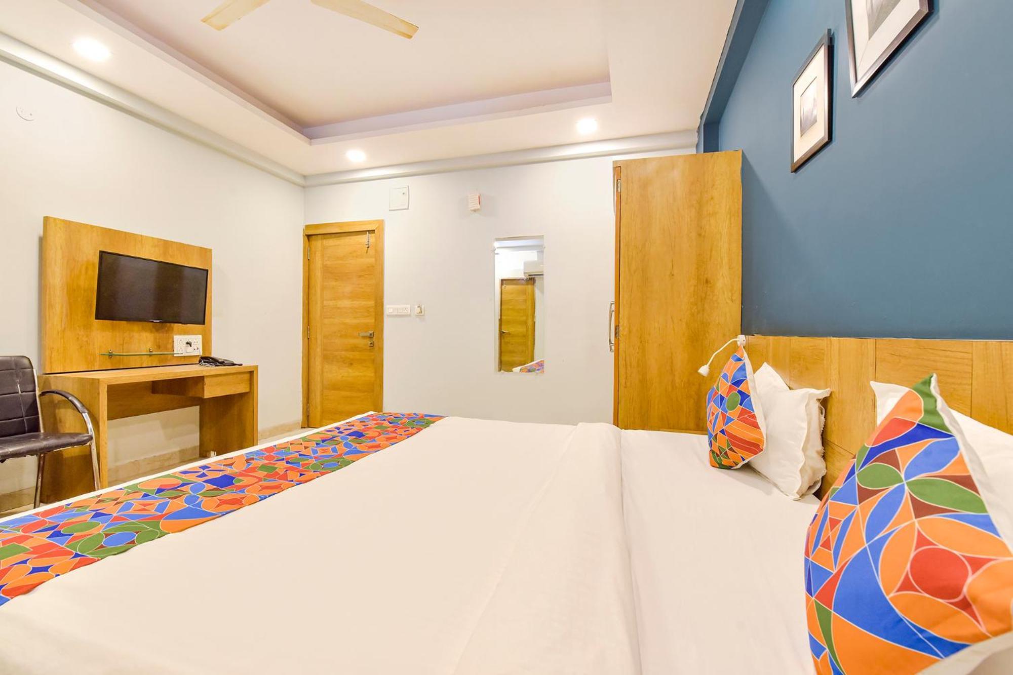 Hotel Fabhotel Rush Imperial Indore