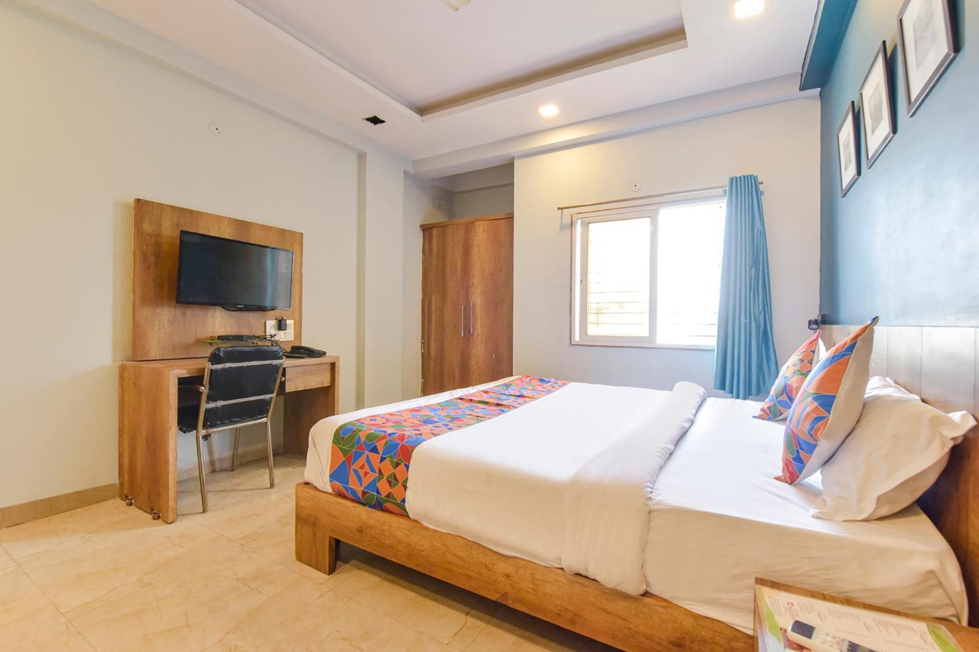 Hotel Fabhotel Rush Imperial Indore