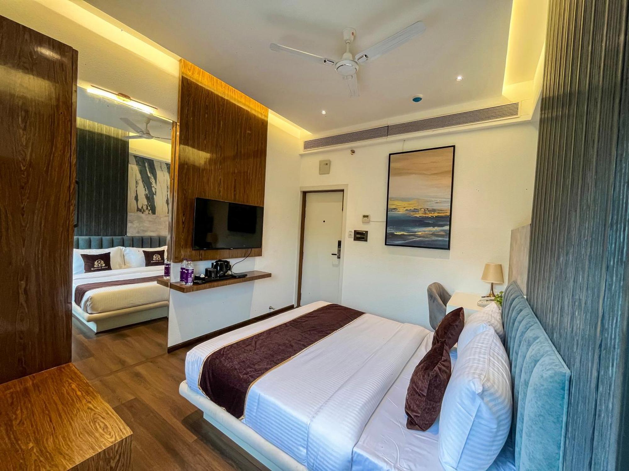 Rasa Royale - A Boutique
