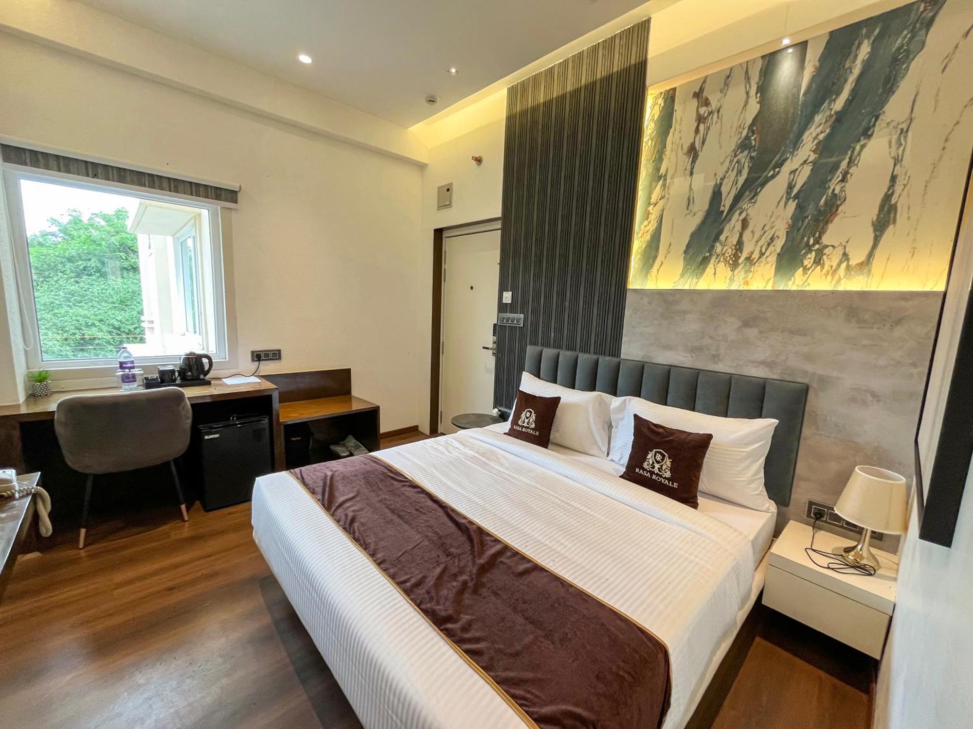 Hotel Rasa Royale - A Boutique Indore