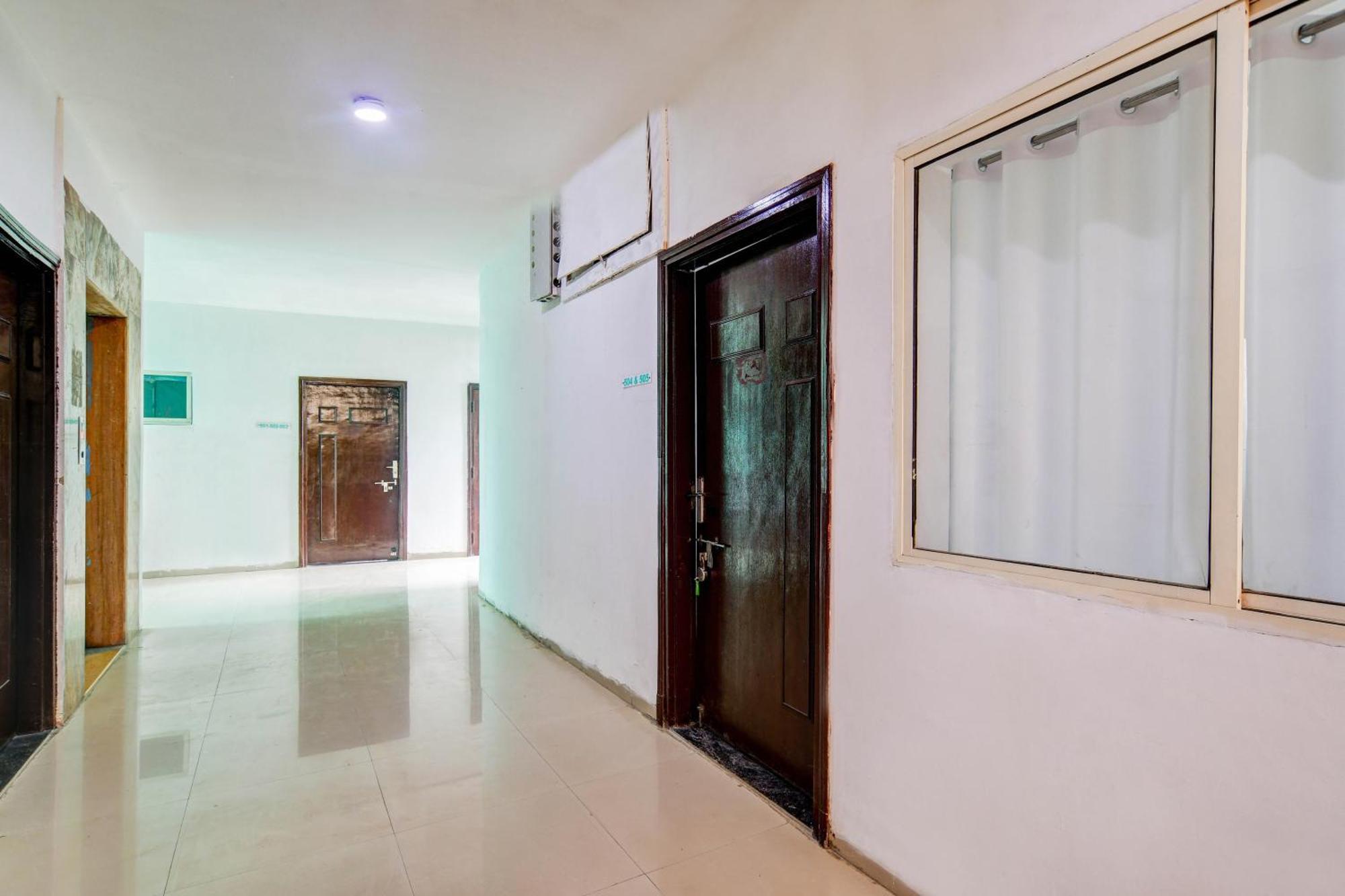 Super O Indraprasth Hotel