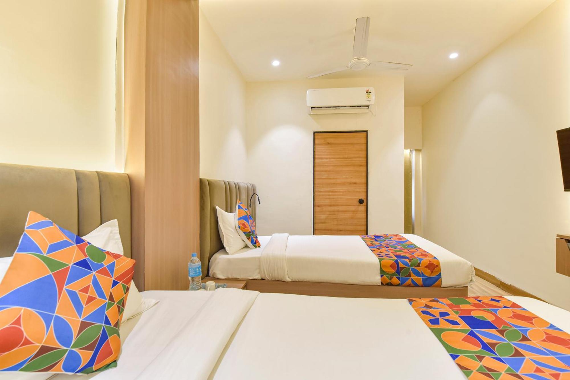 Hotel Fabhotel Kesar Indore