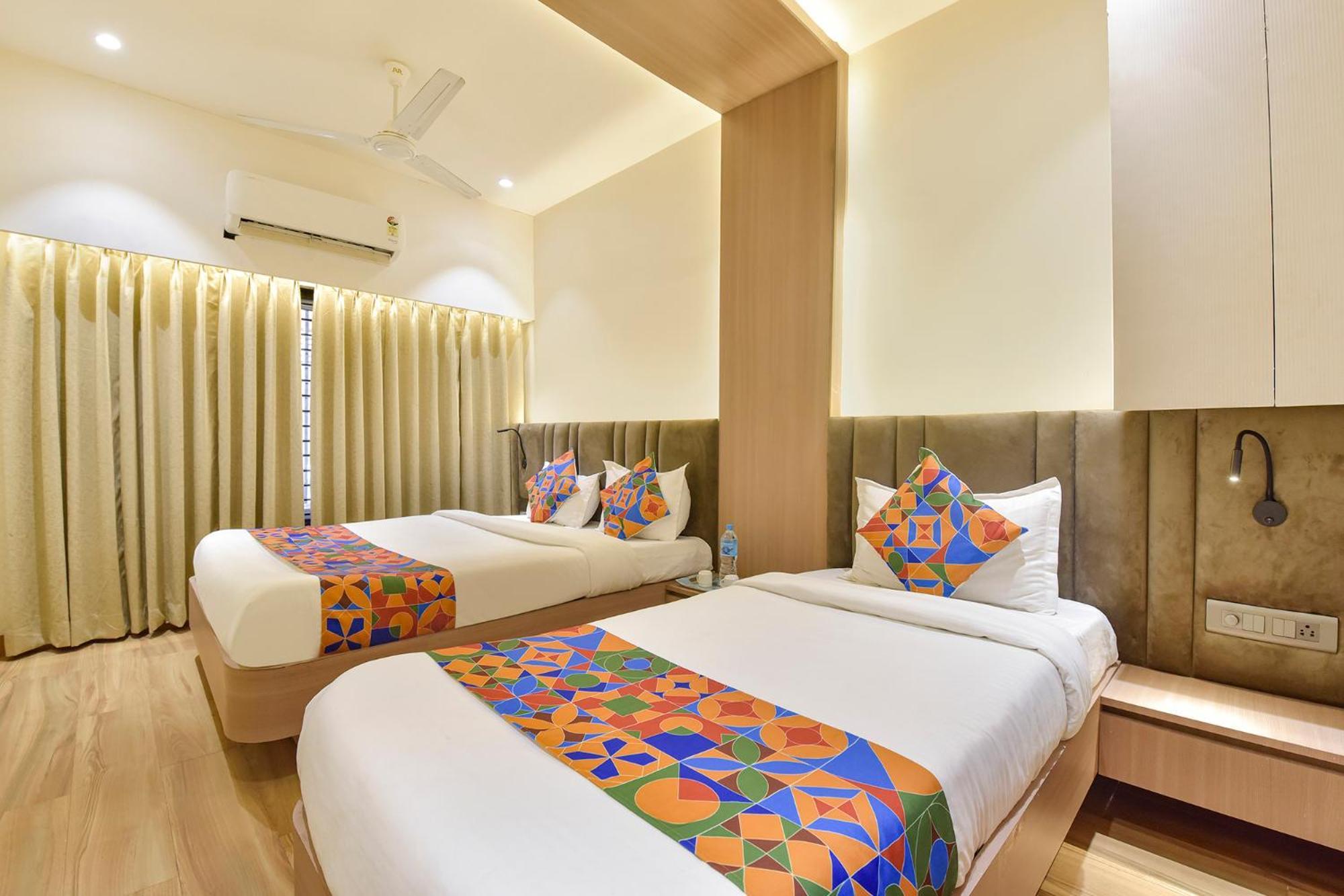 Hotel Fabhotel Kesar Indore