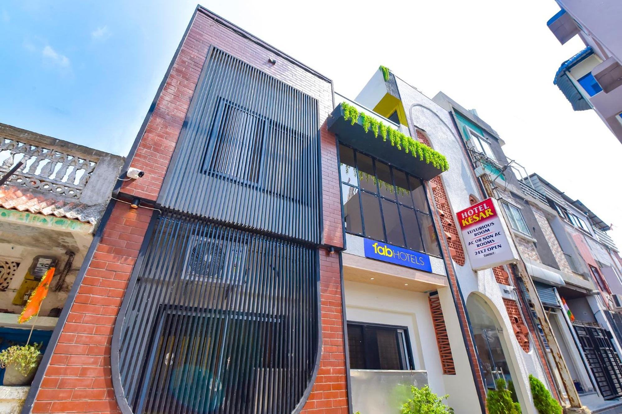 Fabhotel Kesar