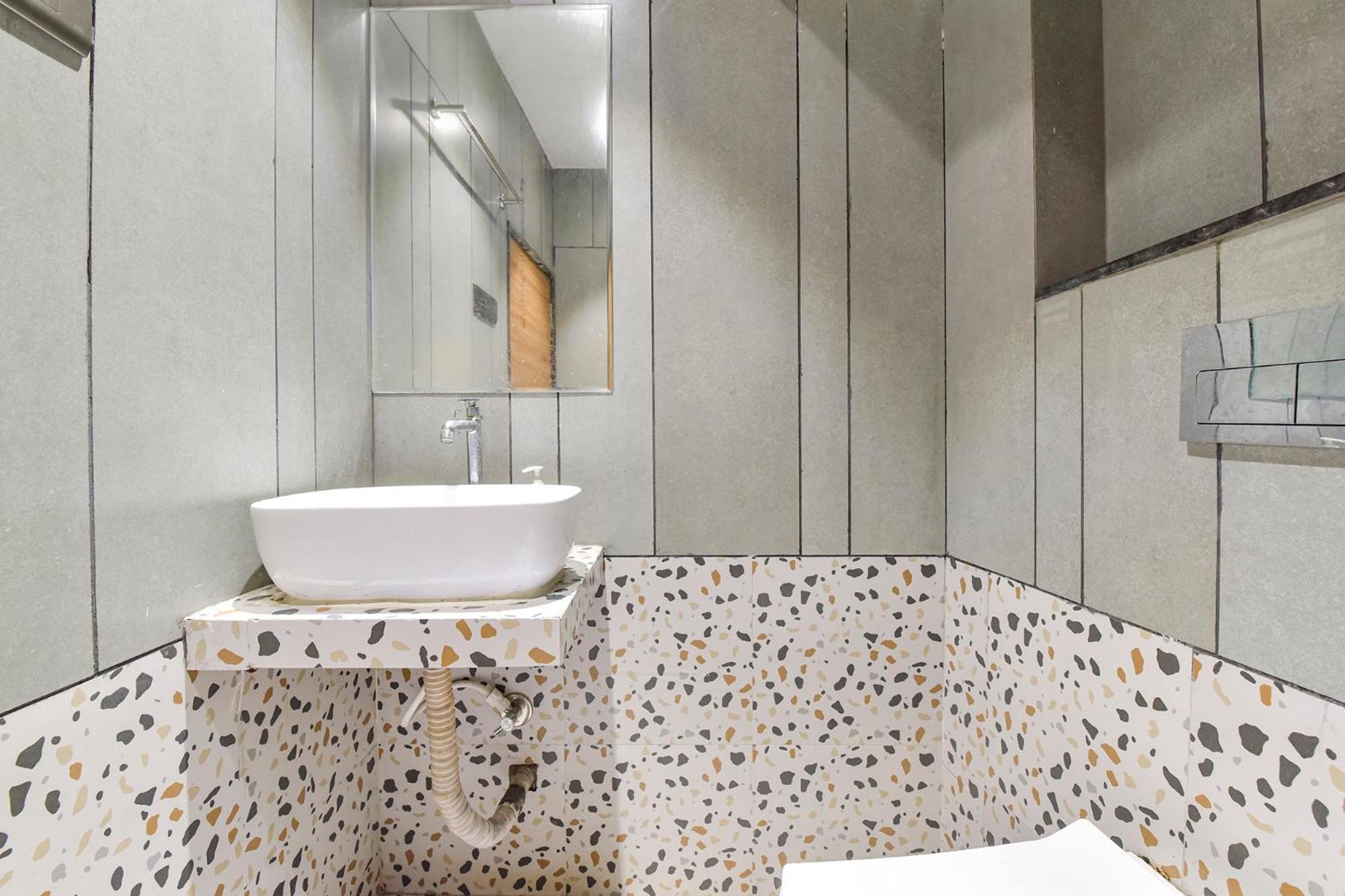 Fabhotel Kesar Hotel