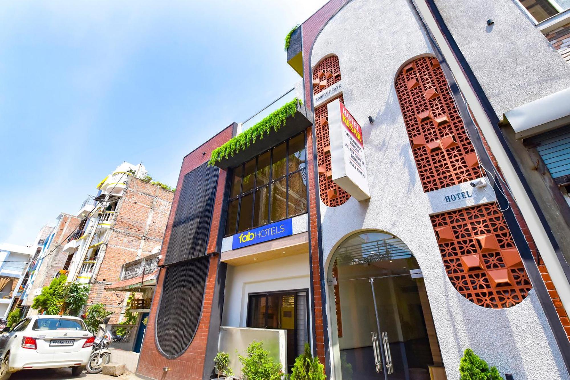 Hotel Fabhotel Kesar *