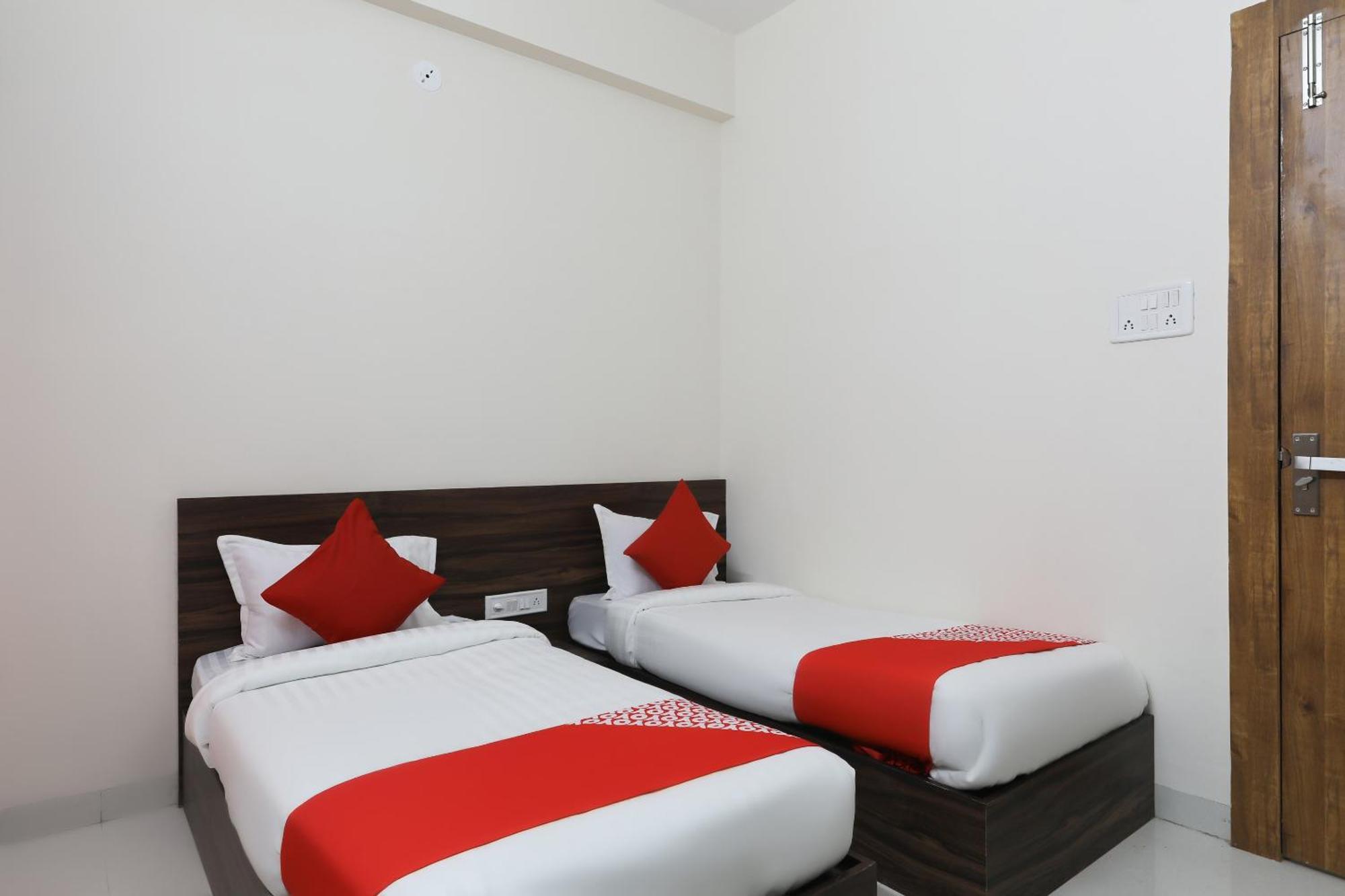 Hotel Super O La Flora Indore