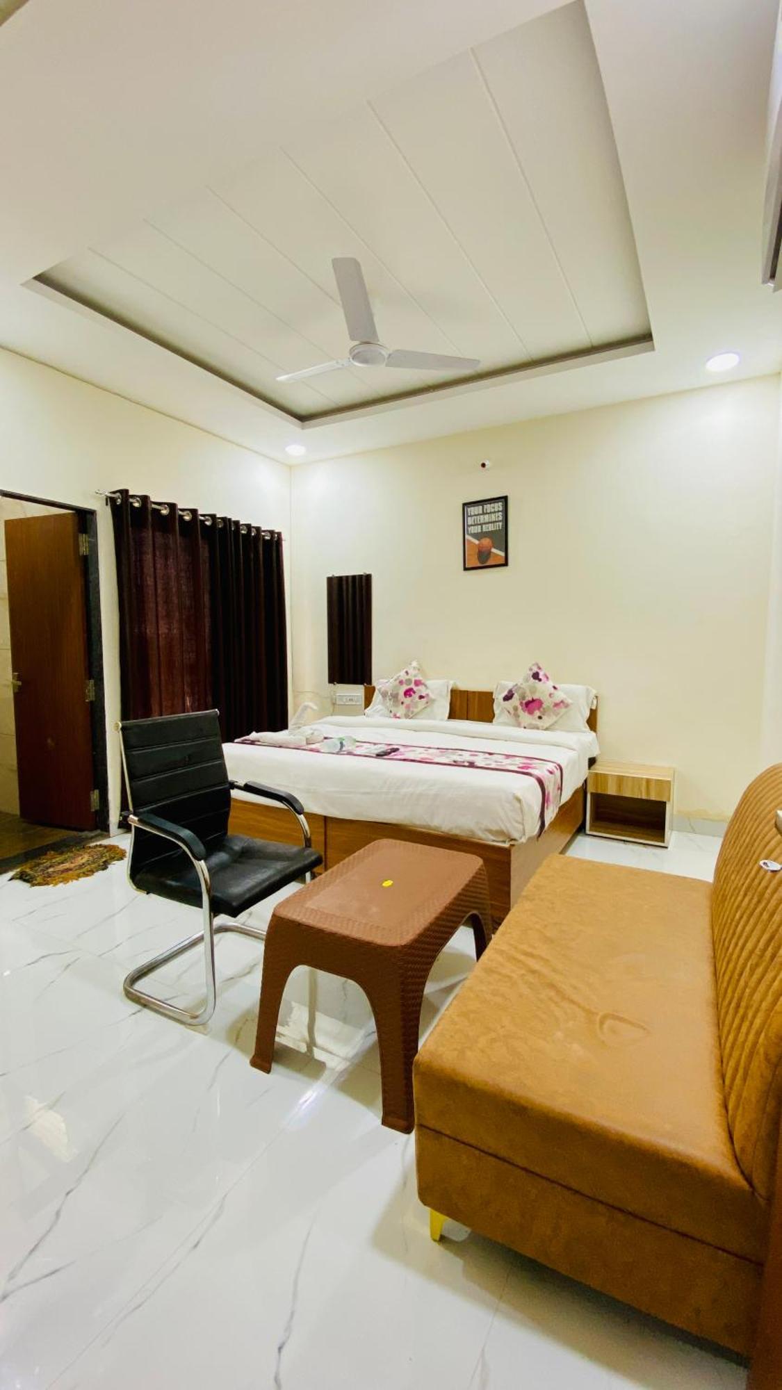The Cressida 4* Indore