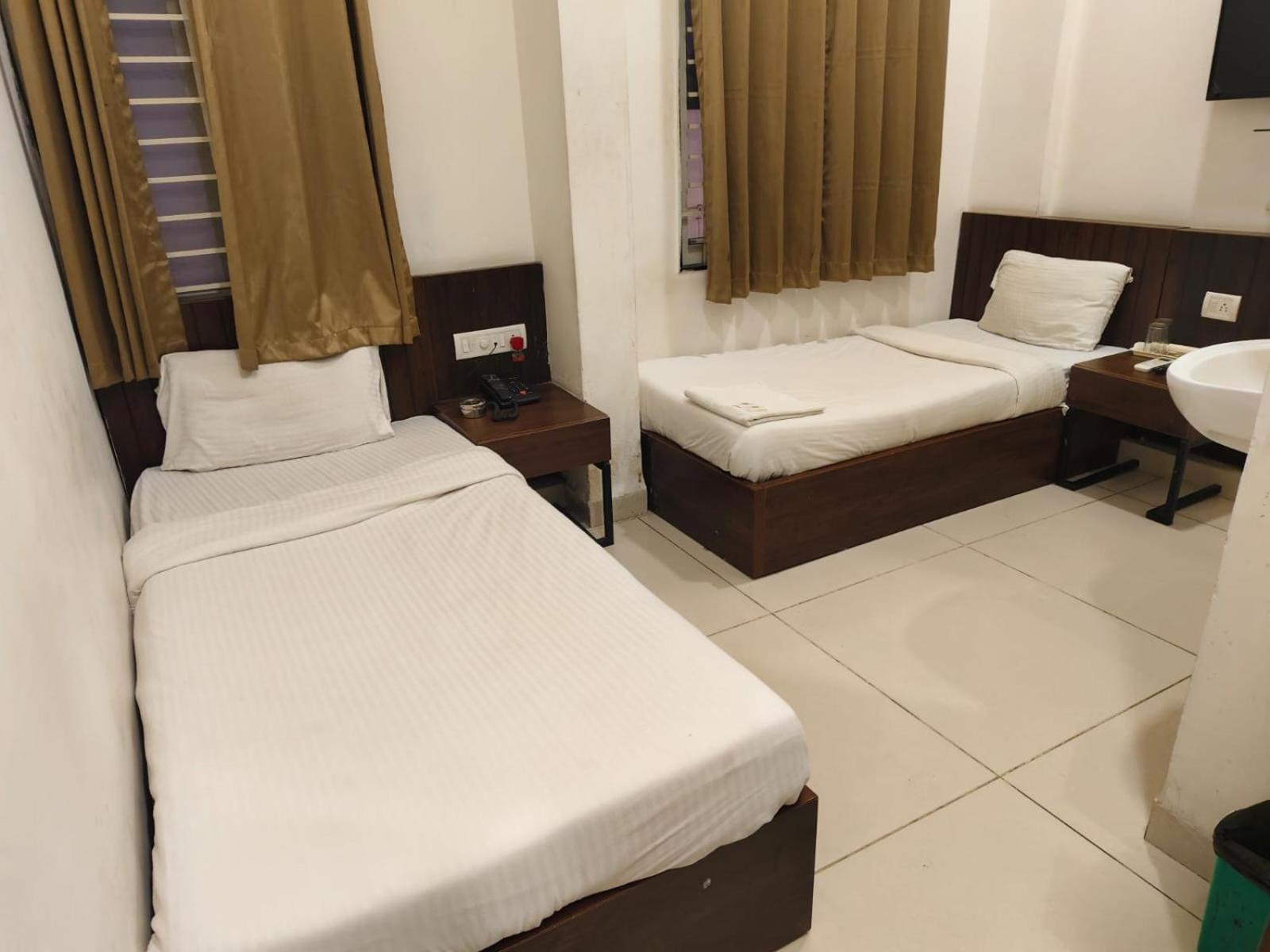 Topdealhotel Sheesh Mahal Hotel 3*